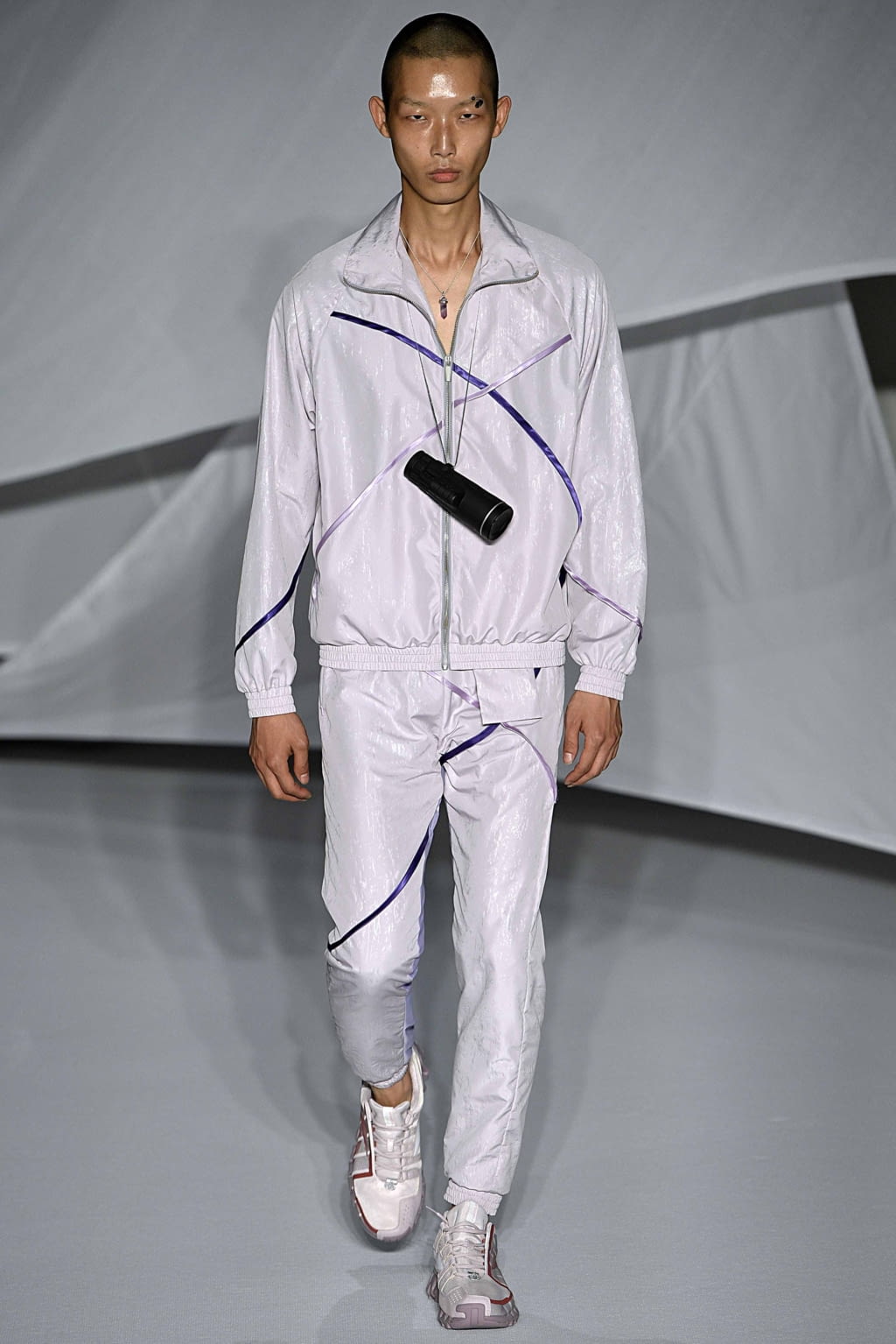 Fashion Week London Spring/Summer 2019 look 11 from the Cottweiler collection 男装