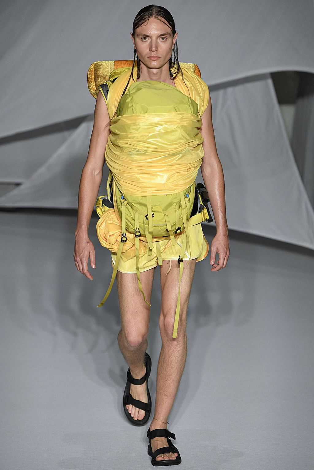 Fashion Week London Spring/Summer 2019 look 19 from the Cottweiler collection menswear