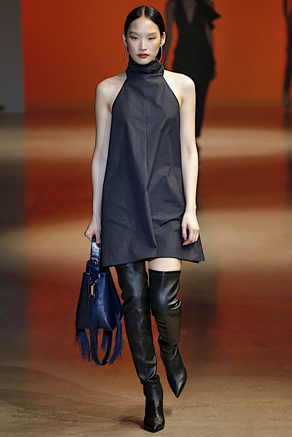 Fashion Week New York Fall/Winter 2019 look 15 from the Cushnie collection womenswear