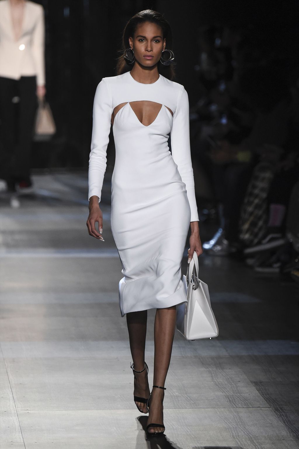 Fashion Week New York Fall/Winter 2017 look 1 from the Cushnie et Ochs collection 女装