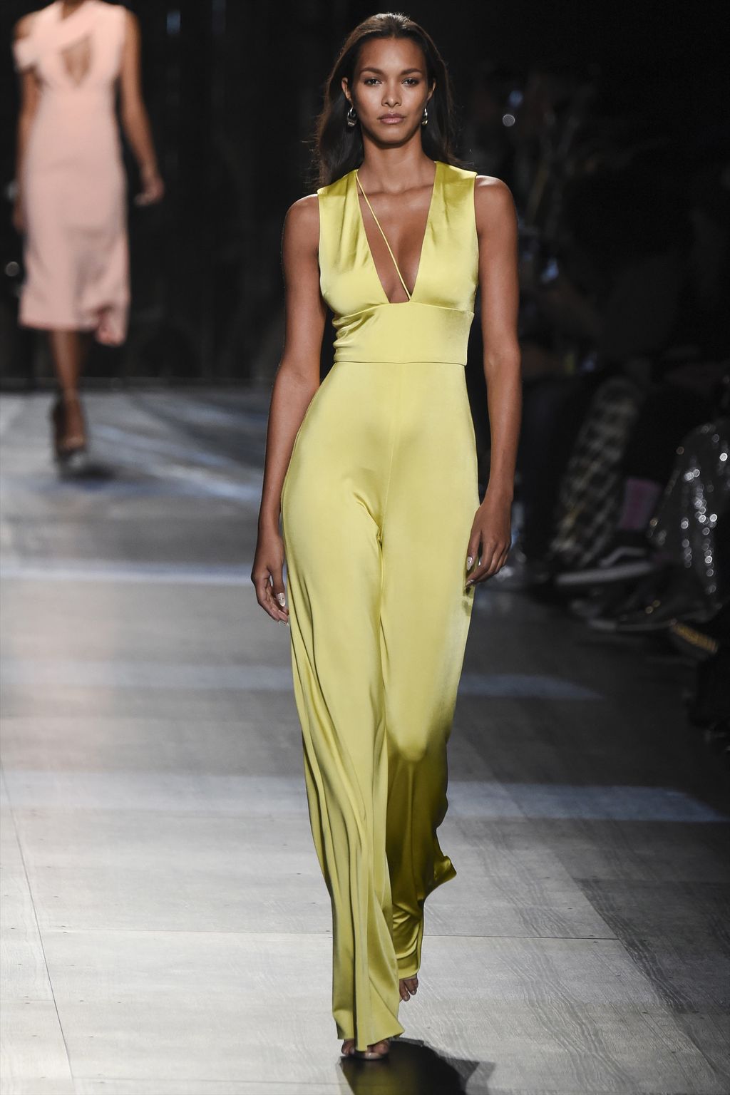 Fashion Week New York Fall/Winter 2017 look 22 from the Cushnie et Ochs collection 女装