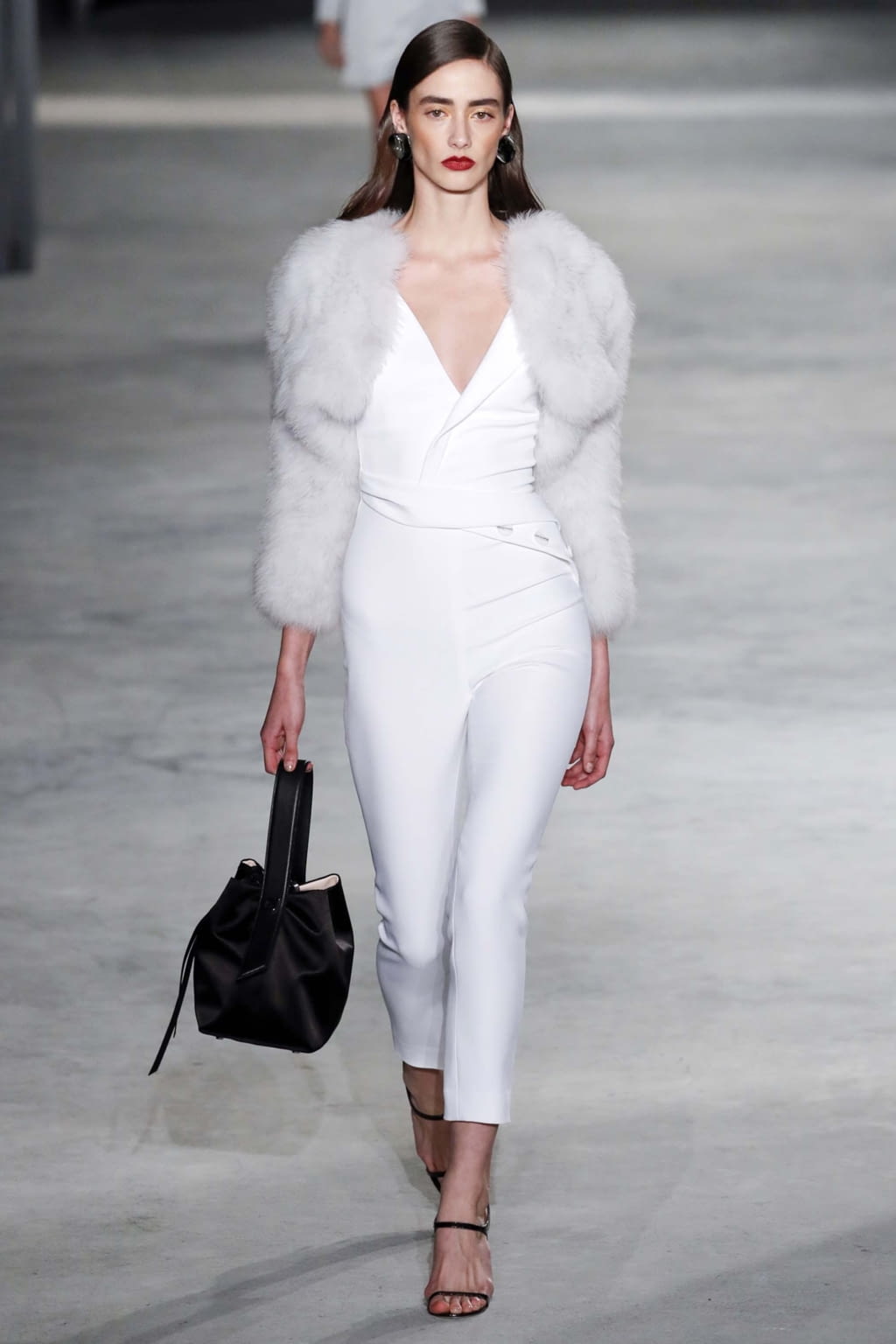 Fashion Week New York Fall/Winter 2018 look 2 from the Cushnie et Ochs collection 女装