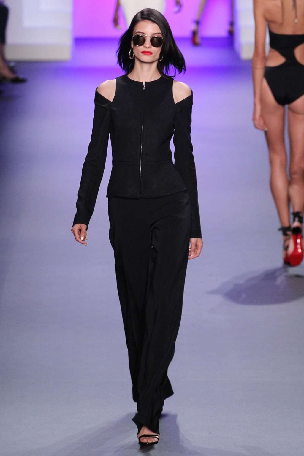 Fashion Week New York Spring/Summer 2017 look 9 from the Cushnie et Ochs collection womenswear