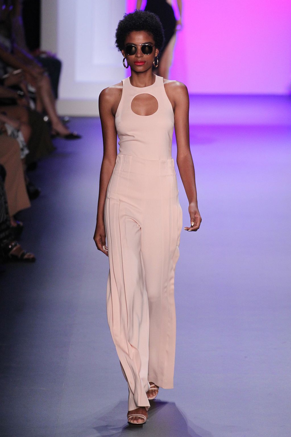 Fashion Week New York Spring/Summer 2017 look 17 from the Cushnie et Ochs collection 女装