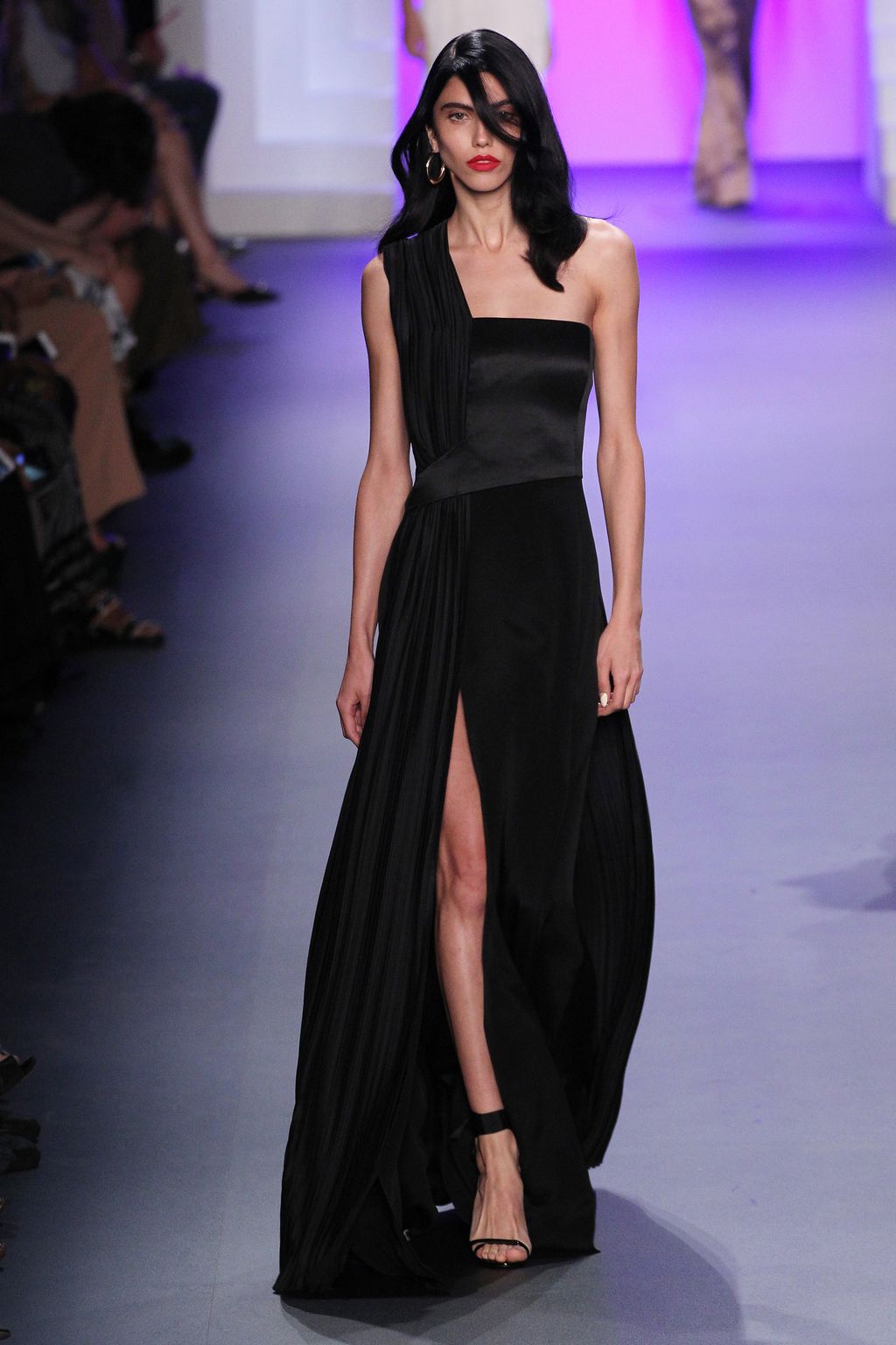 Fashion Week New York Spring/Summer 2017 look 29 from the Cushnie et Ochs collection womenswear