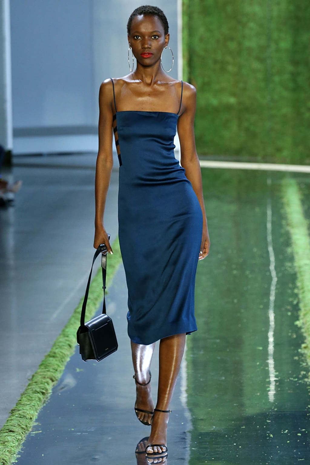 Fashion Week New York Spring/Summer 2019 look 10 from the Cushnie collection 女装