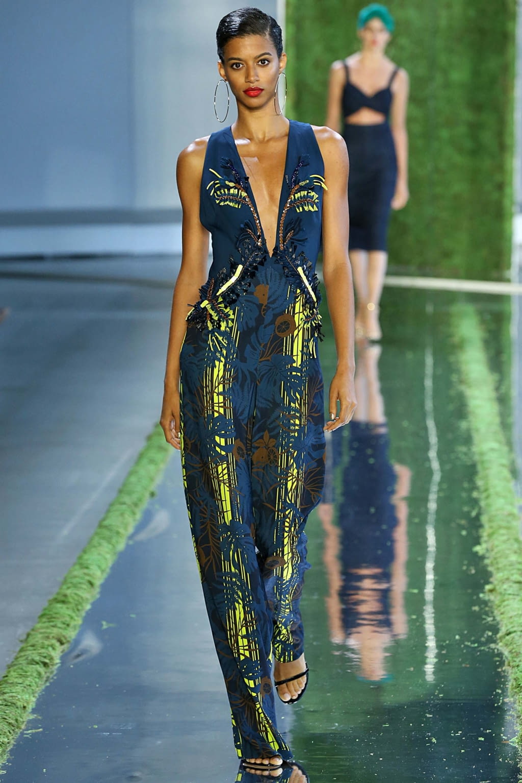 Fashion Week New York Spring/Summer 2019 look 11 from the Cushnie collection womenswear