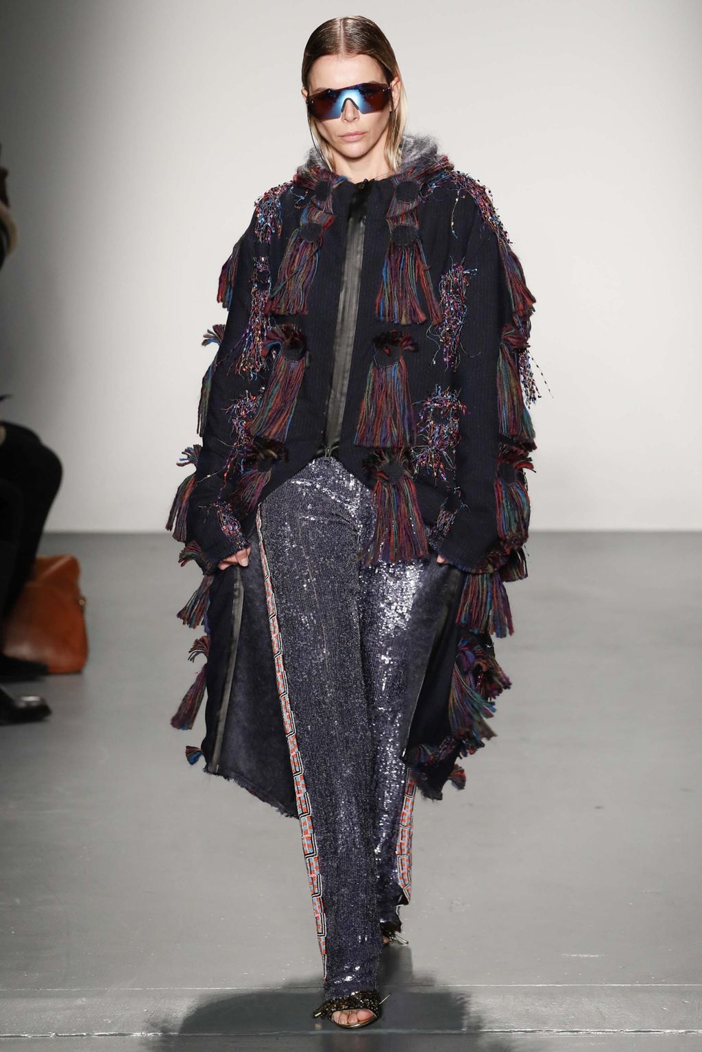 Fashion Week New York Fall/Winter 2018 look 35 from the Custo Barcelona collection 女装