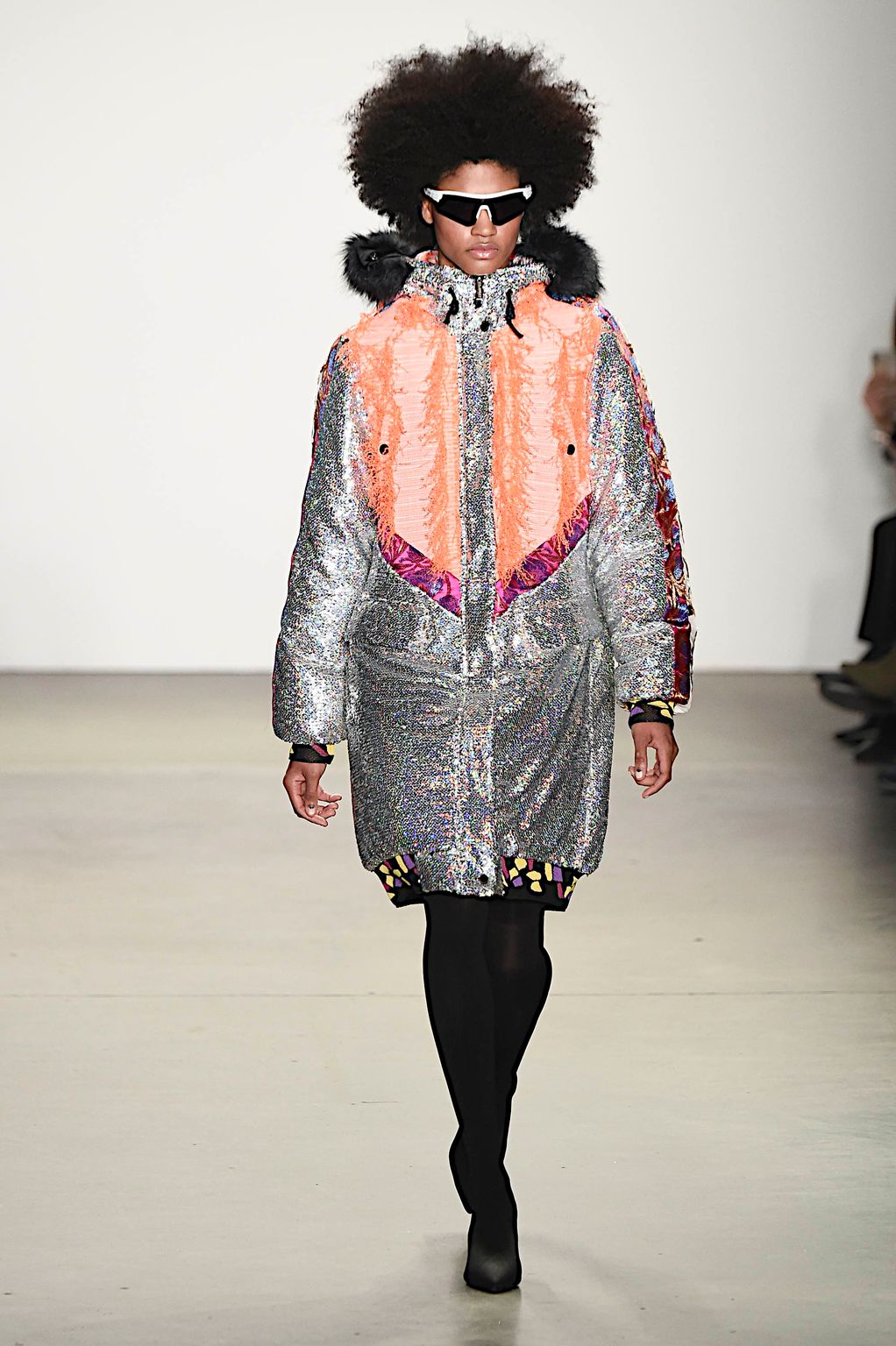 Fashion Week New York Fall/Winter 2019 look 37 from the Custo Barcelona collection 女装