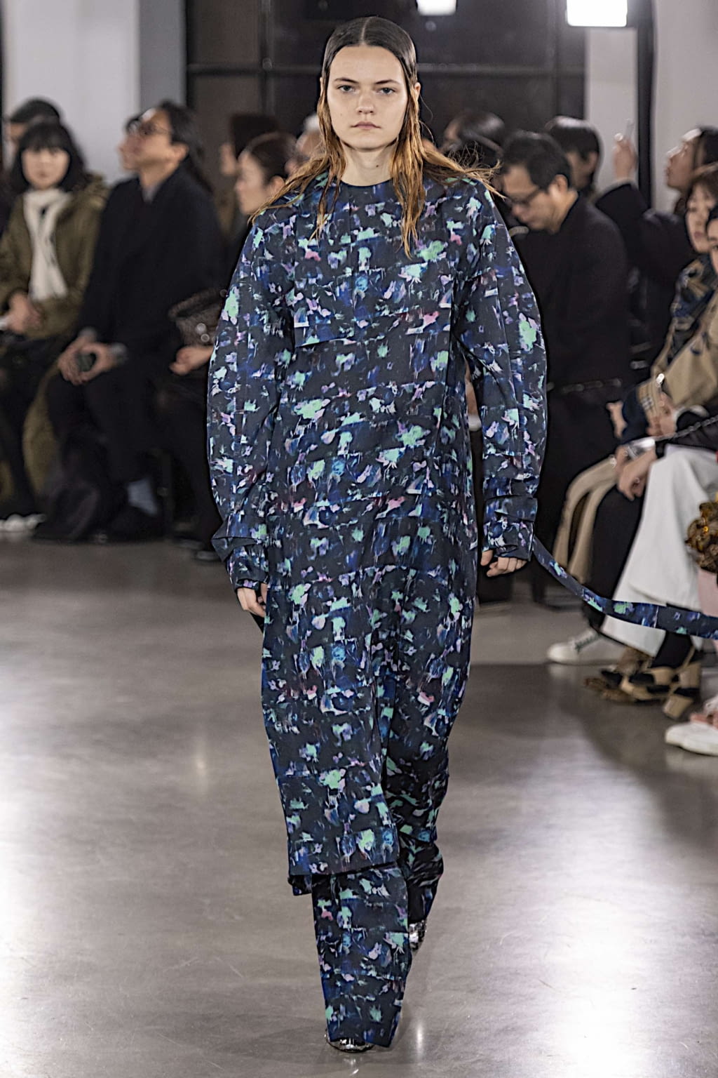 Fashion Week Paris Fall/Winter 2019 look 10 from the Cyclas collection 女装