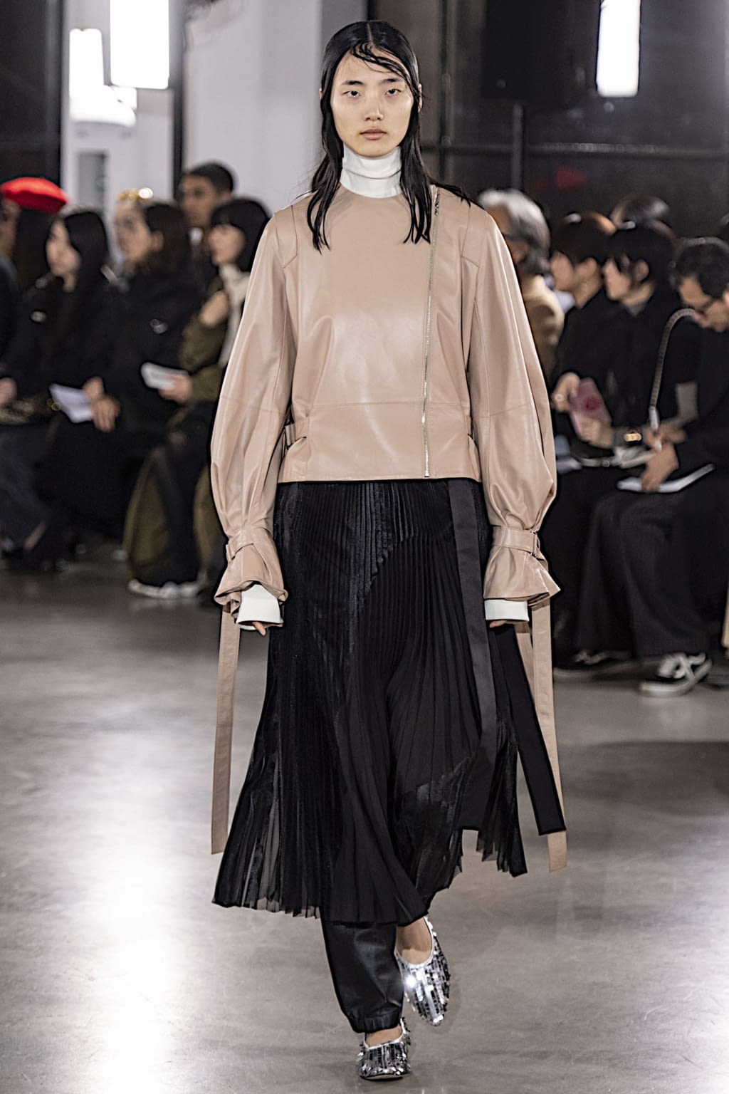Fashion Week Paris Fall/Winter 2019 look 26 from the Cyclas collection womenswear