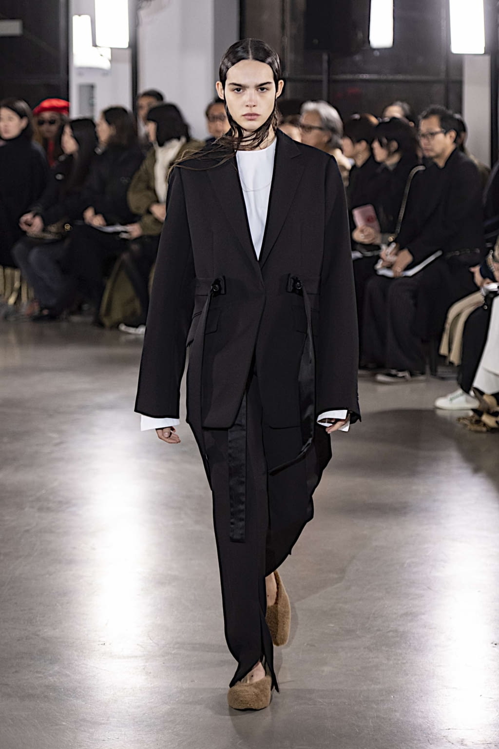 Fashion Week Paris Fall/Winter 2019 look 35 from the Cyclas collection womenswear