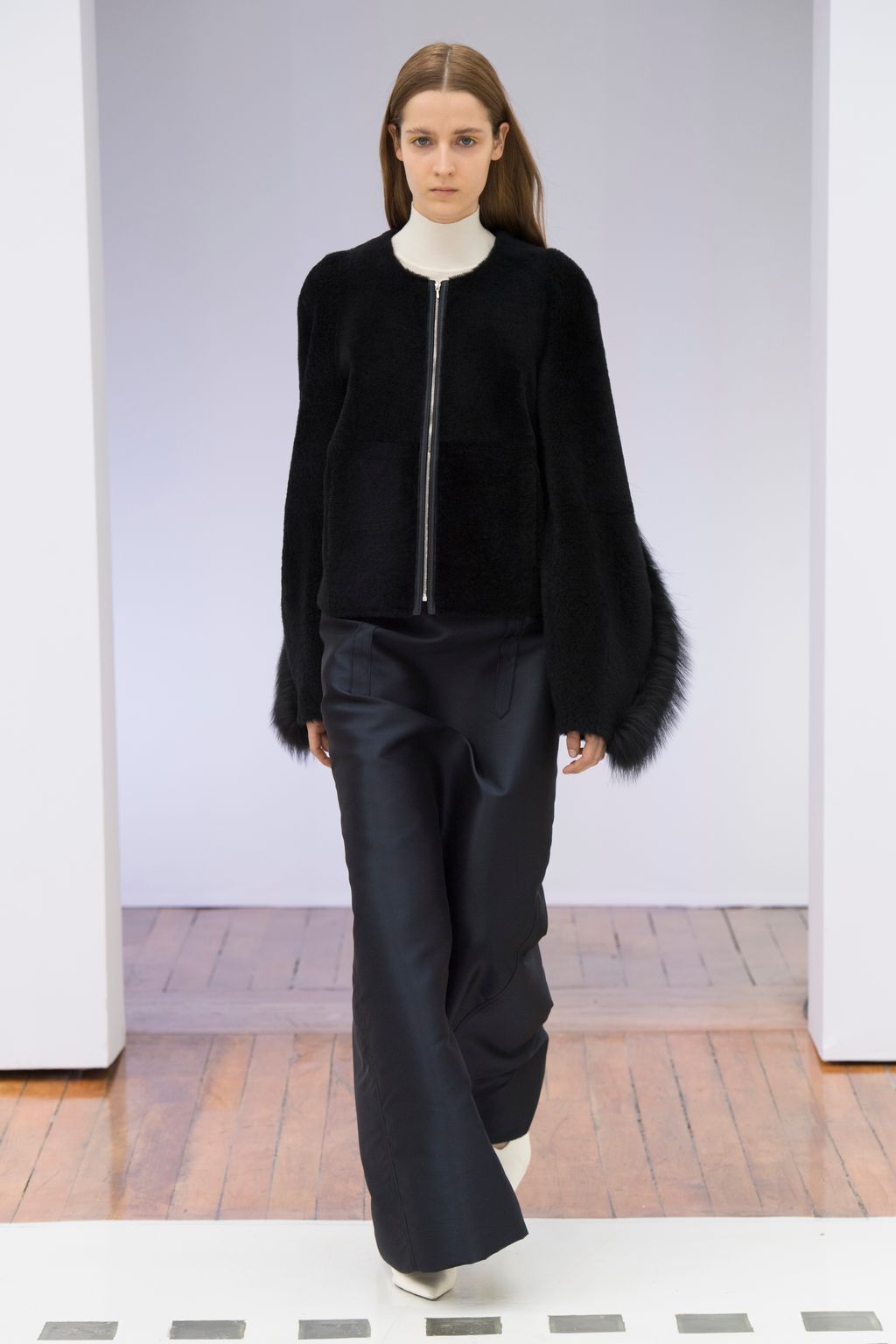 Fashion Week Paris Fall/Winter 2018 look 21 from the Cyclas collection 女装