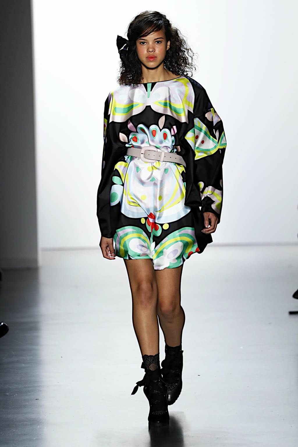 Fashion Week New York Fall/Winter 2020 look 3 from the Cynthia Rowley collection womenswear