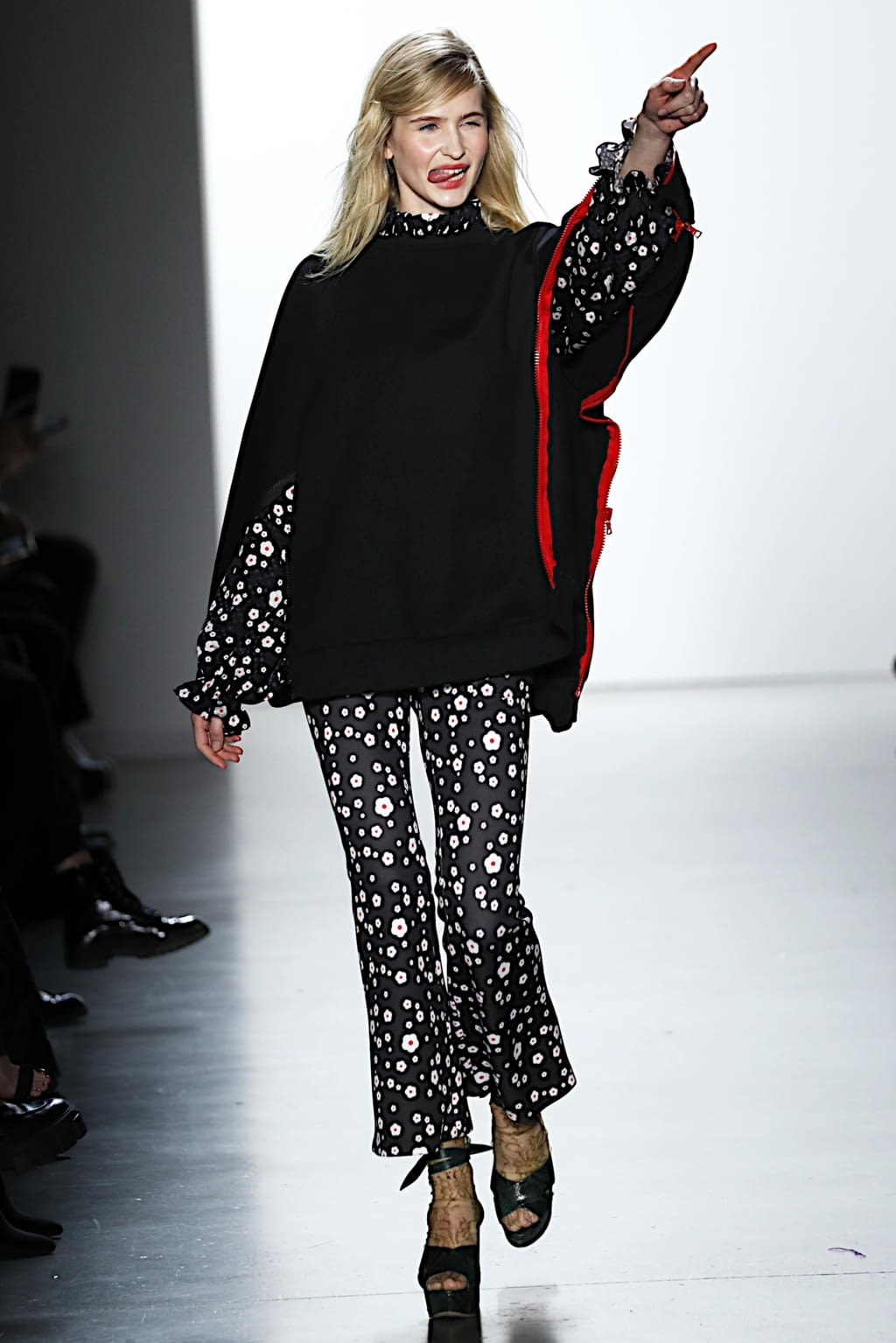 Fashion Week New York Fall/Winter 2020 look 16 from the Cynthia Rowley collection womenswear
