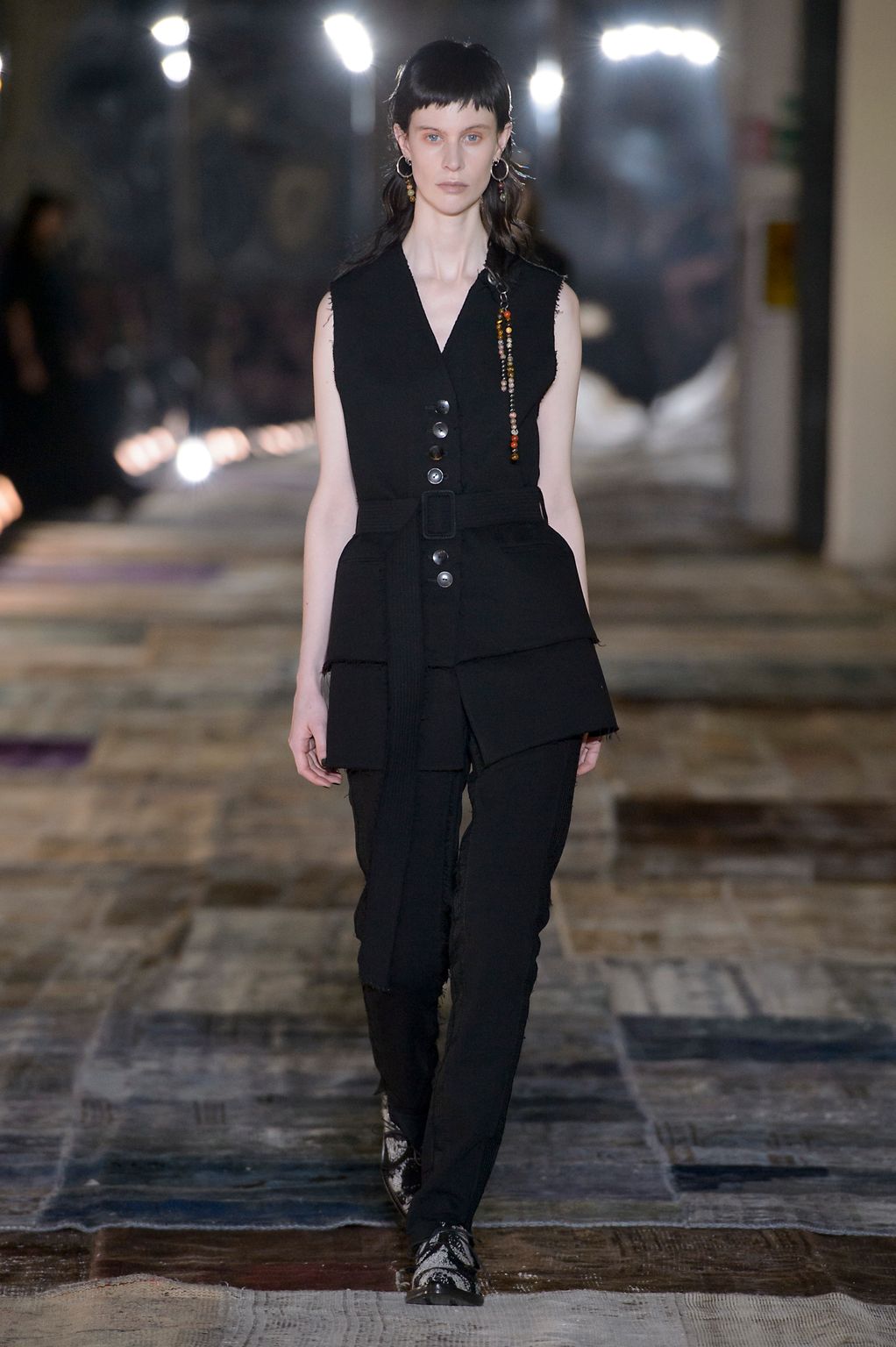 Fashion Week Milan Fall/Winter 2016 look 1 from the Damir Doma collection 女装