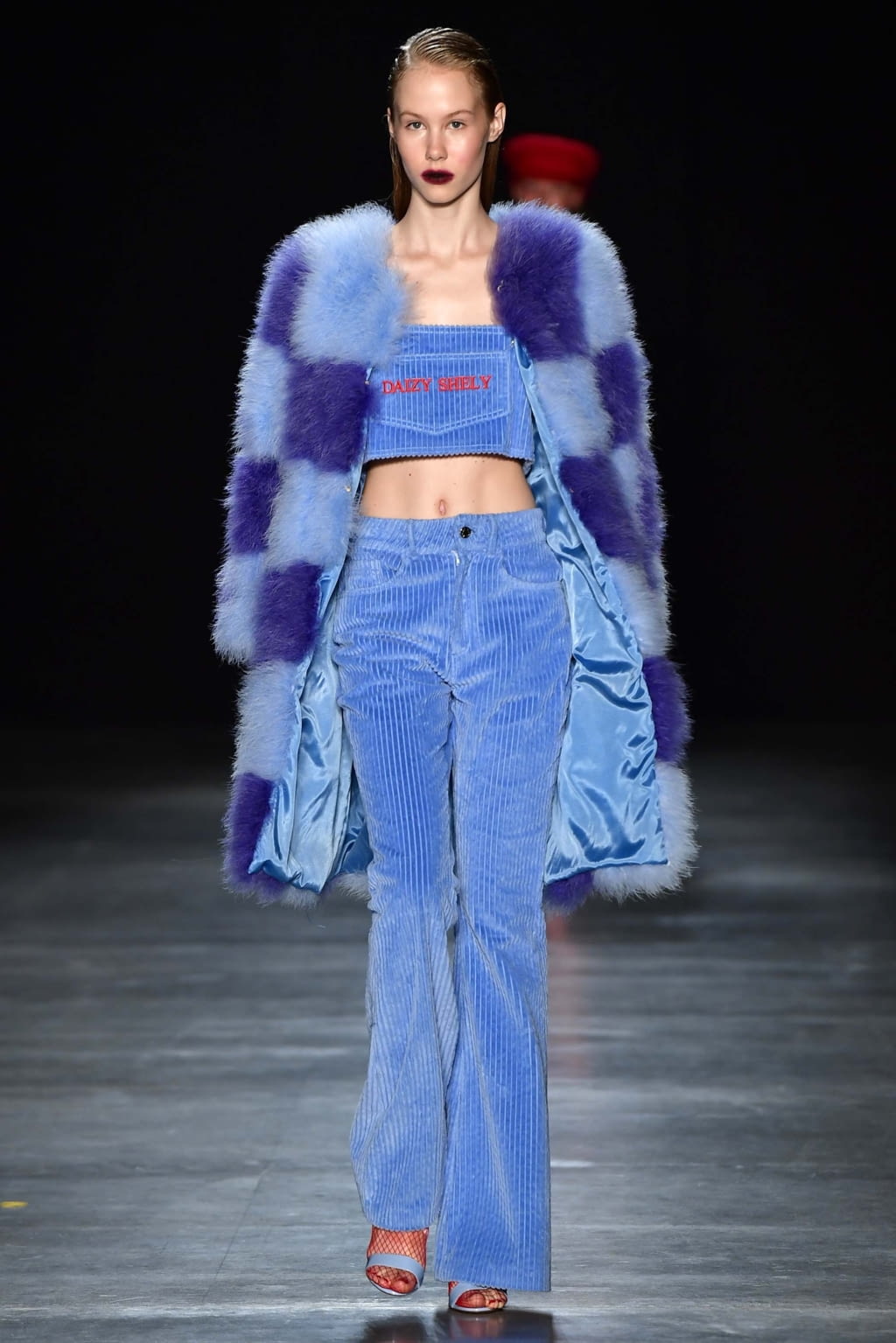 Fashion Week Milan Fall/Winter 2018 look 2 de la collection Daizy Shely womenswear