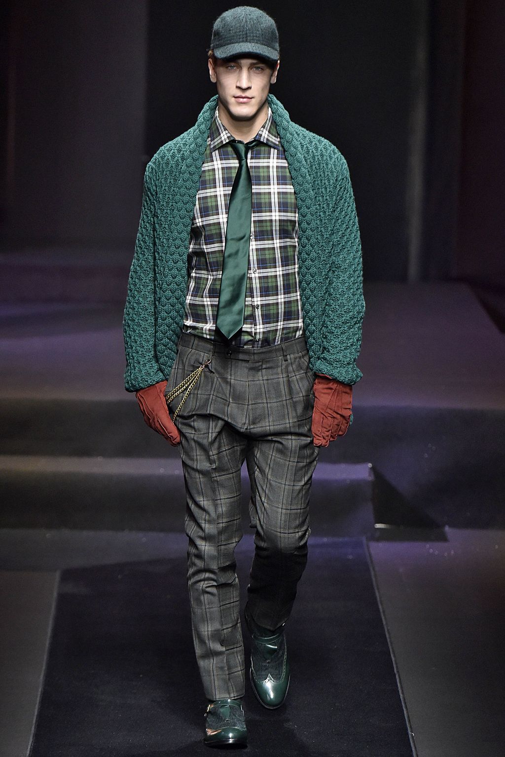 Fashion Week Milan Fall/Winter 2018 look 13 from the Daks collection 男装