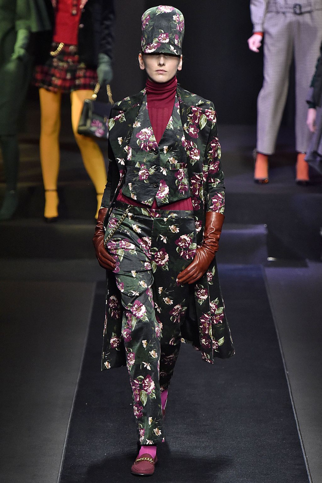Fashion Week Milan Fall/Winter 2018 look 66 from the Daks collection menswear