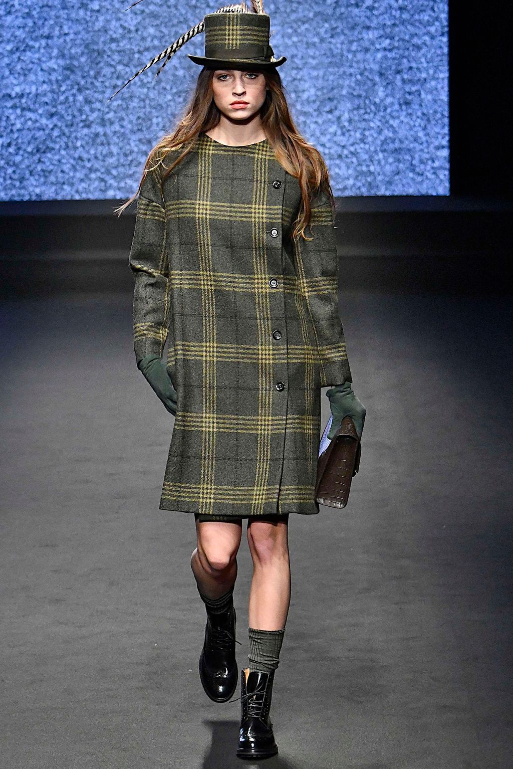Fashion Week Milan Fall/Winter 2019 look 56 from the Daks collection menswear