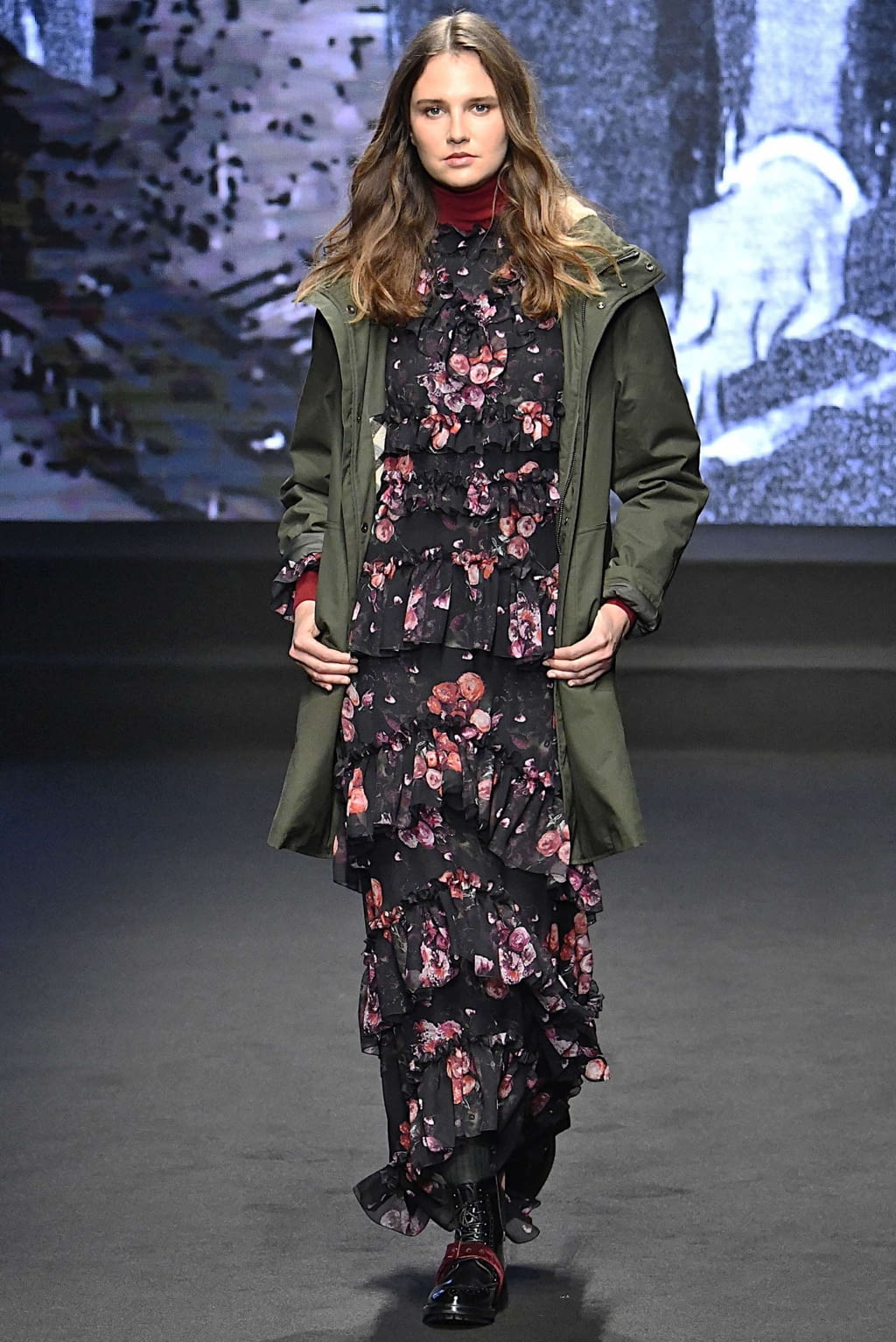 Fashion Week Milan Fall/Winter 2019 look 9 from the Daks collection menswear