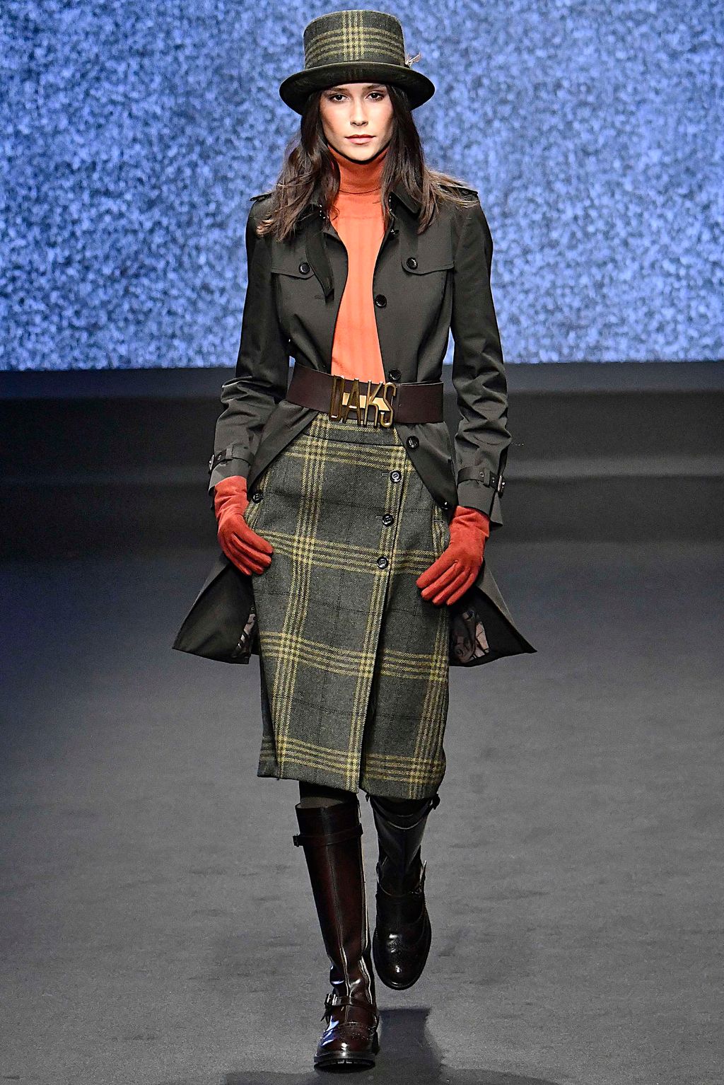 Fashion Week Milan Fall/Winter 2019 look 24 de la collection Daks menswear