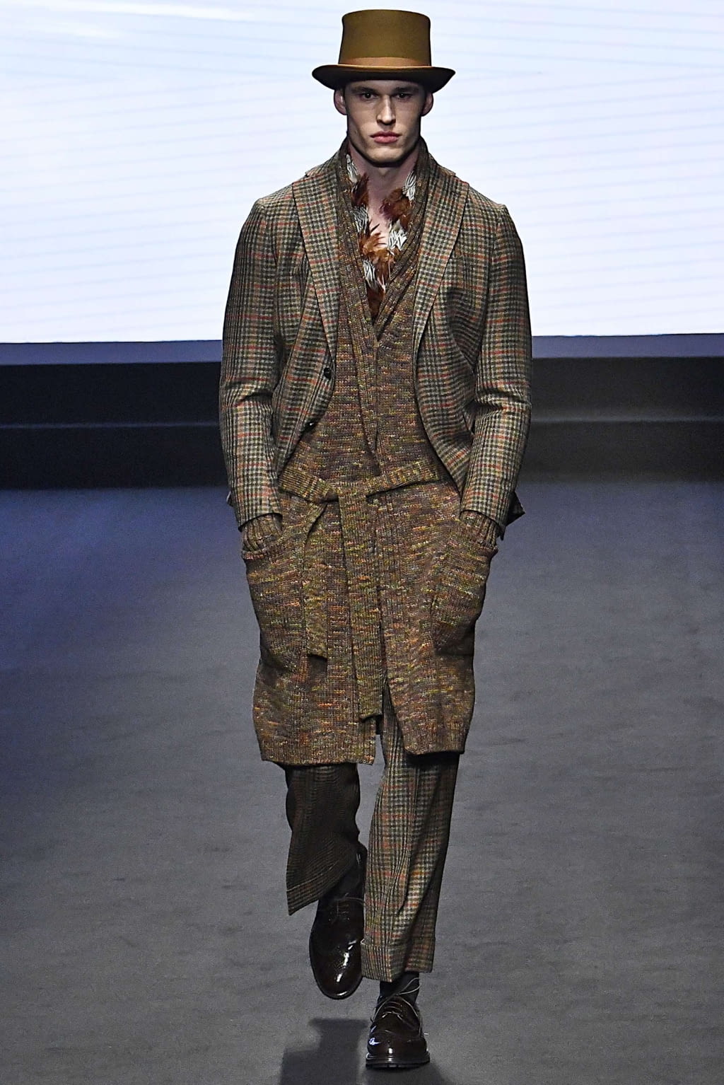 Fashion Week Milan Fall/Winter 2019 look 25 from the Daks collection 男装
