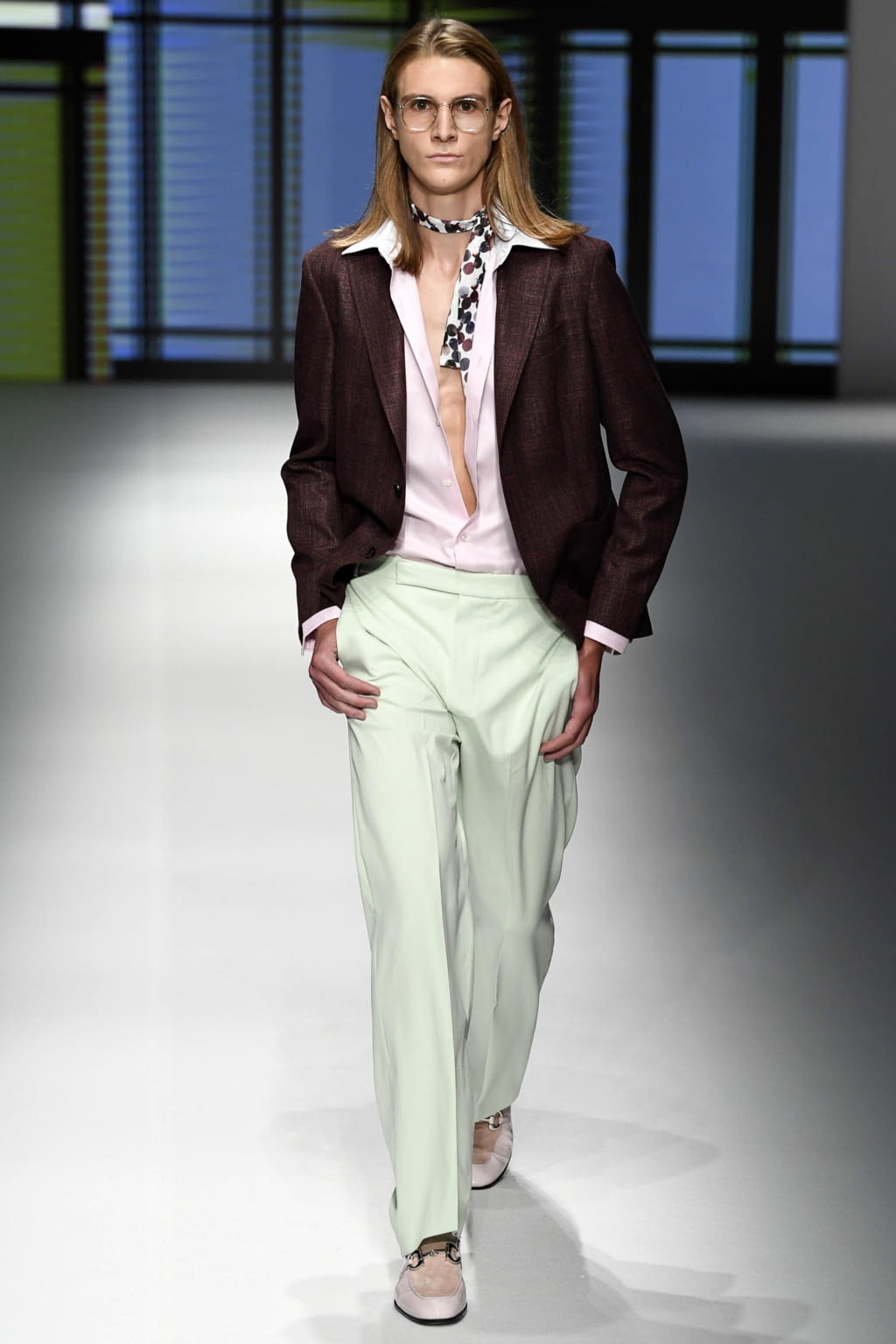 Fashion Week Milan Spring/Summer 2019 look 34 from the Daks collection menswear