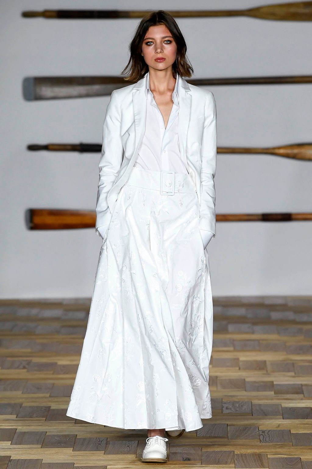 Fashion Week London Spring/Summer 2018 look 3 from the Daks collection 女装