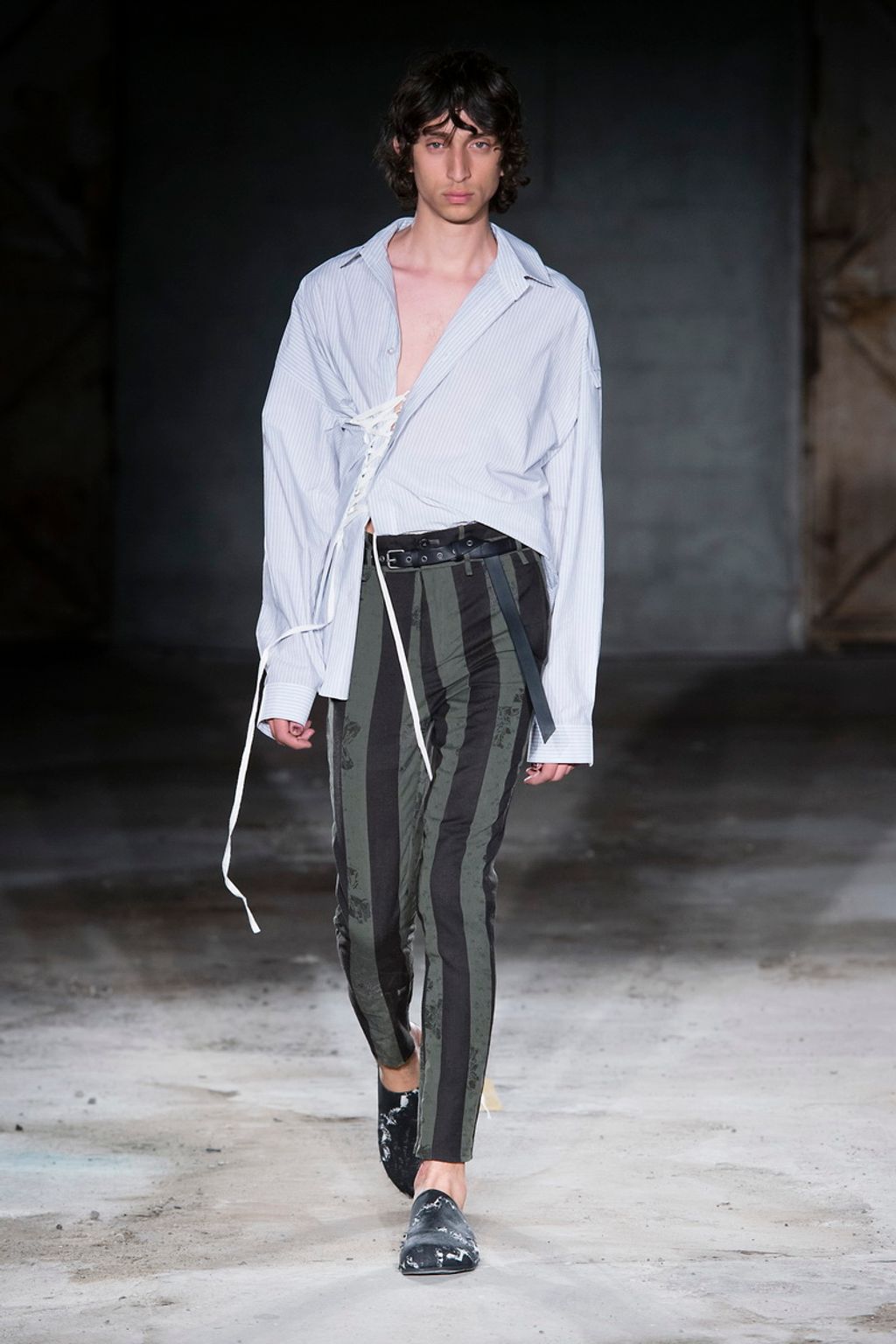 Fashion Week Milan Spring/Summer 2018 look 1 from the Damir Doma collection menswear