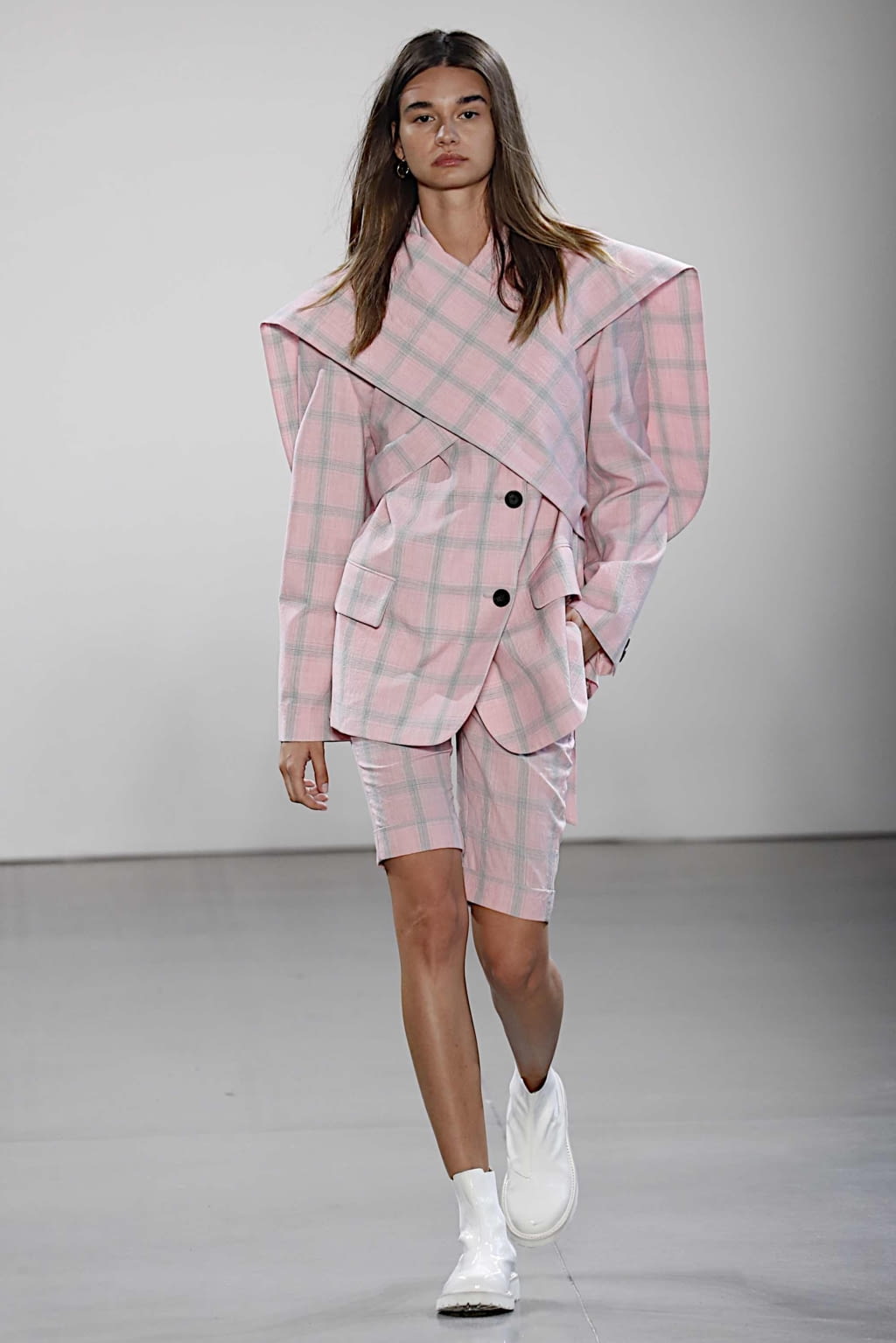 Fashion Week New York Spring/Summer 2020 look 5 from the Damo Wang collection womenswear