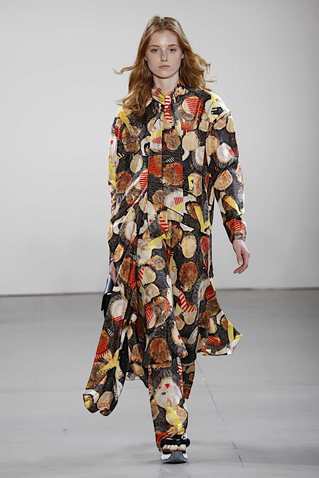 Fashion Week New York Spring/Summer 2020 look 10 from the Damo Wang collection womenswear
