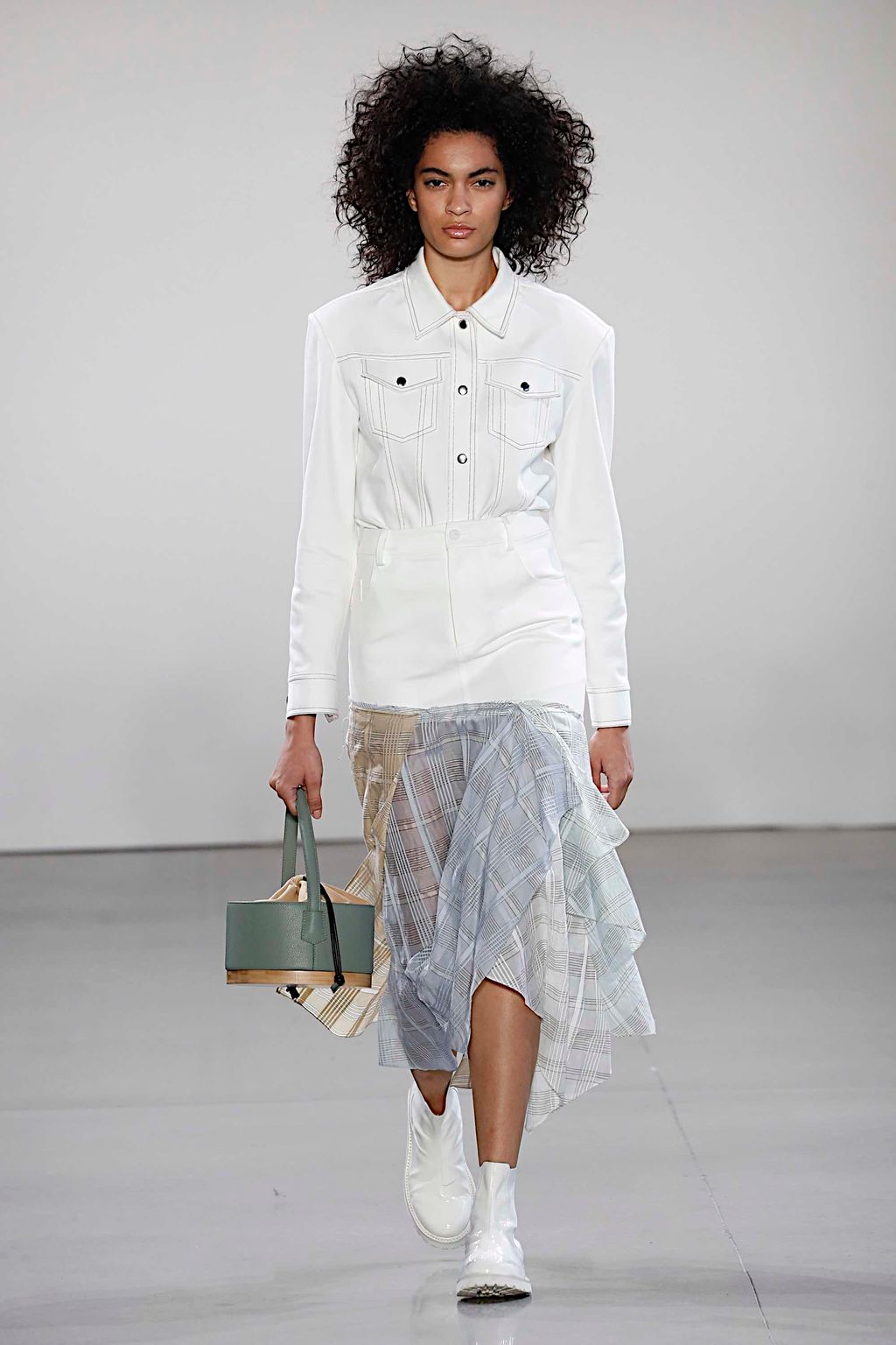 Fashion Week New York Spring/Summer 2020 look 12 from the Damo Wang collection womenswear