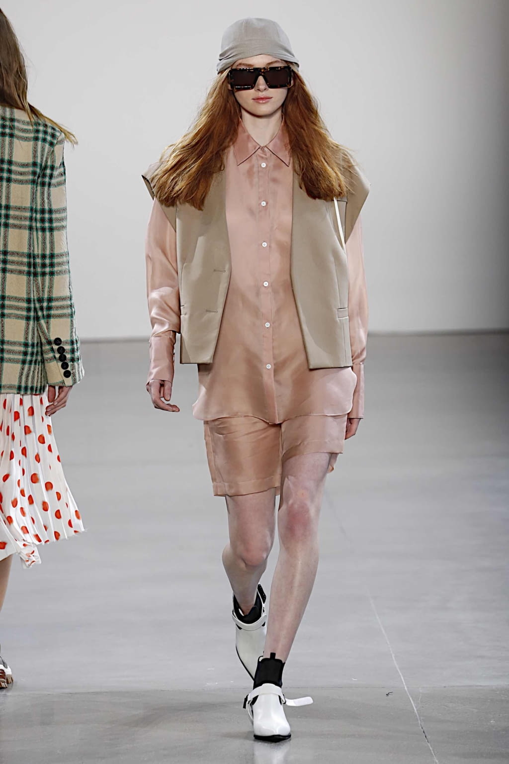 Fashion Week New York Spring/Summer 2020 look 23 from the Damo Wang collection womenswear