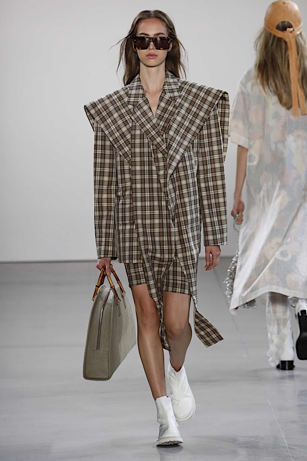Fashion Week New York Spring/Summer 2020 look 30 from the Damo Wang collection womenswear