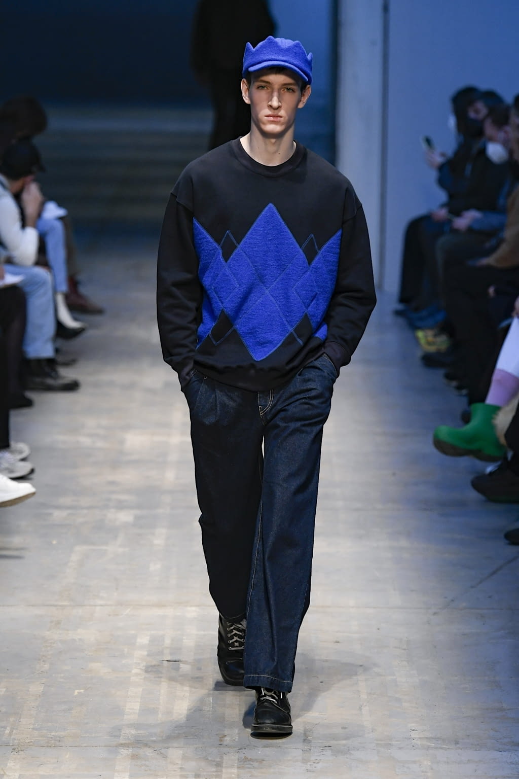 Fashion Week Milan Fall/Winter 2022 look 6 de la collection David Catalan menswear