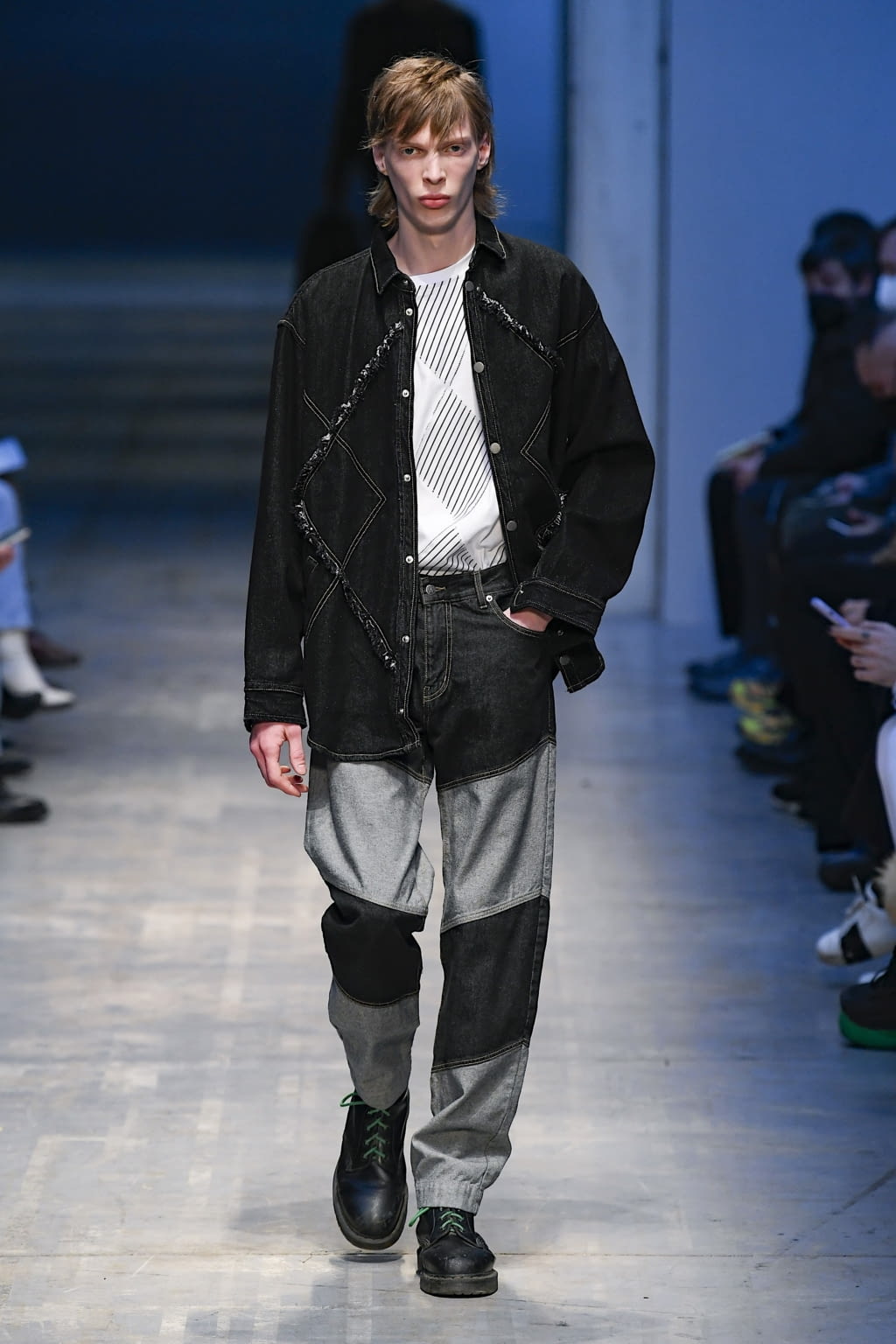 Fashion Week Milan Fall/Winter 2022 look 38 de la collection David Catalan menswear