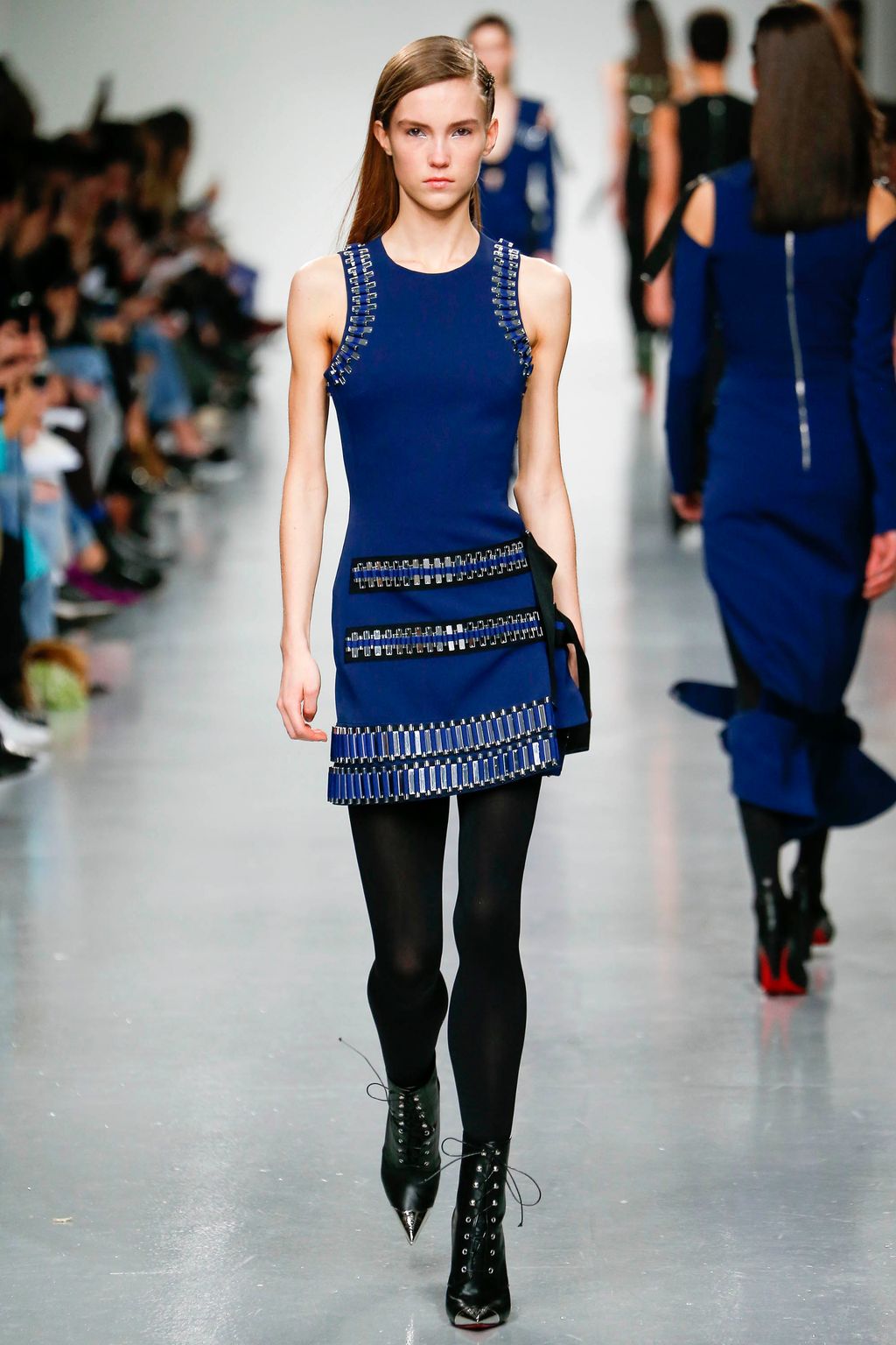 Fashion Week London Fall/Winter 2017 look 17 from the David Koma collection womenswear