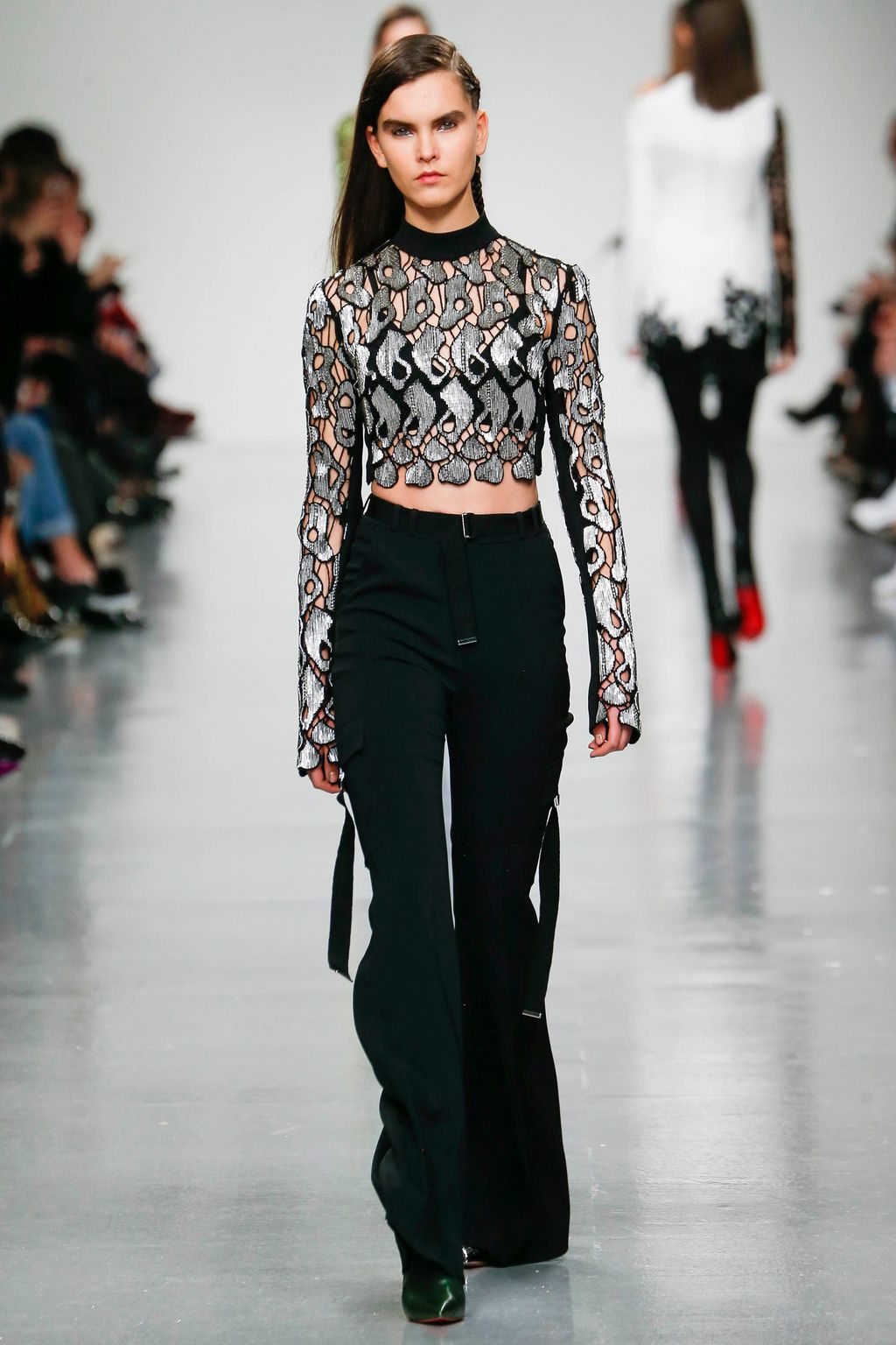 Fashion Week London Fall/Winter 2017 look 28 from the David Koma collection womenswear