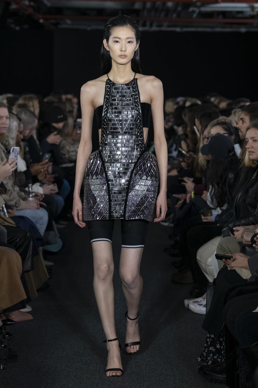 Fashion Week London Fall/Winter 2020 look 15 from the David Koma collection womenswear