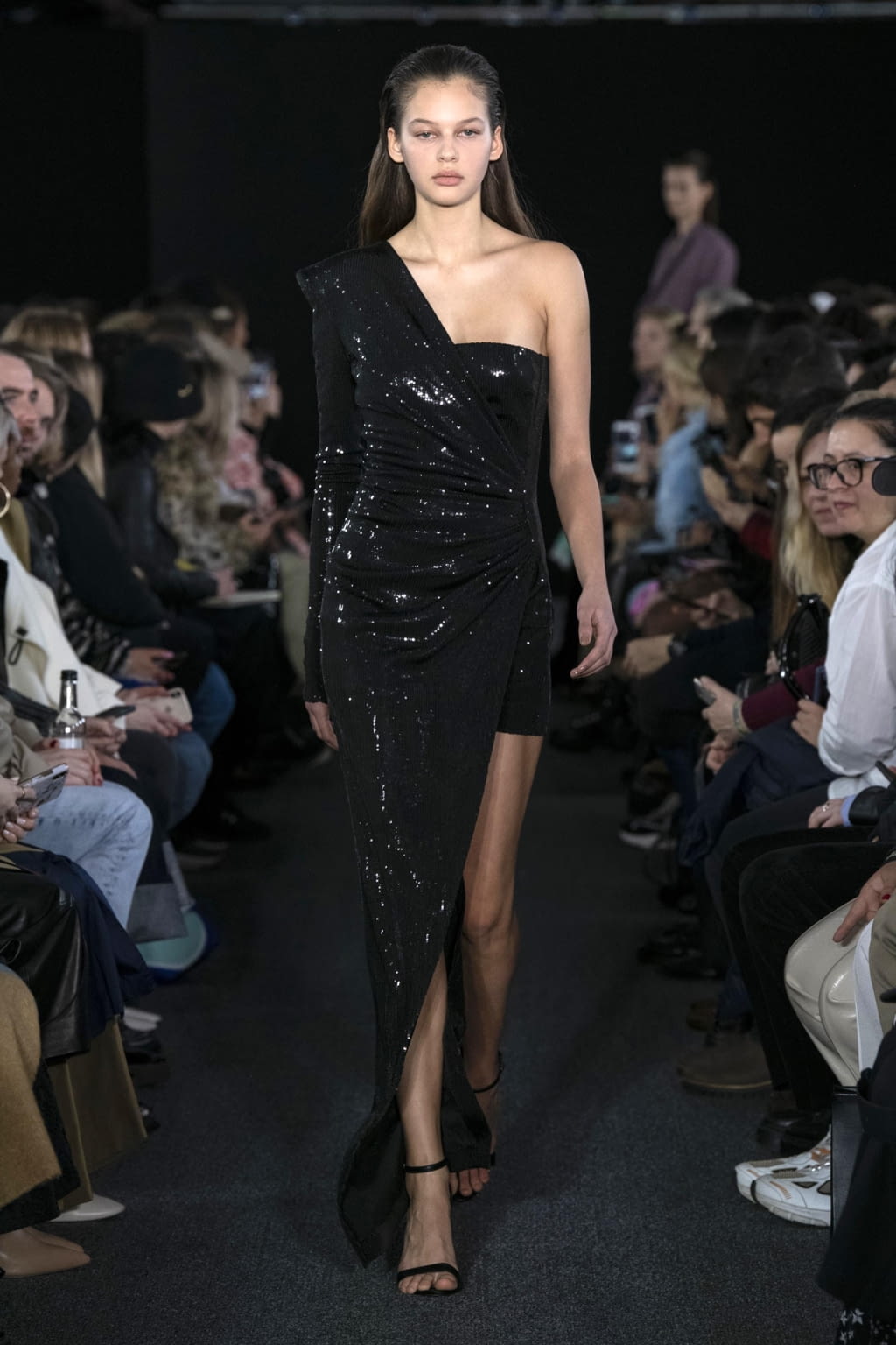 Fashion Week London Fall/Winter 2020 look 26 de la collection David Koma womenswear