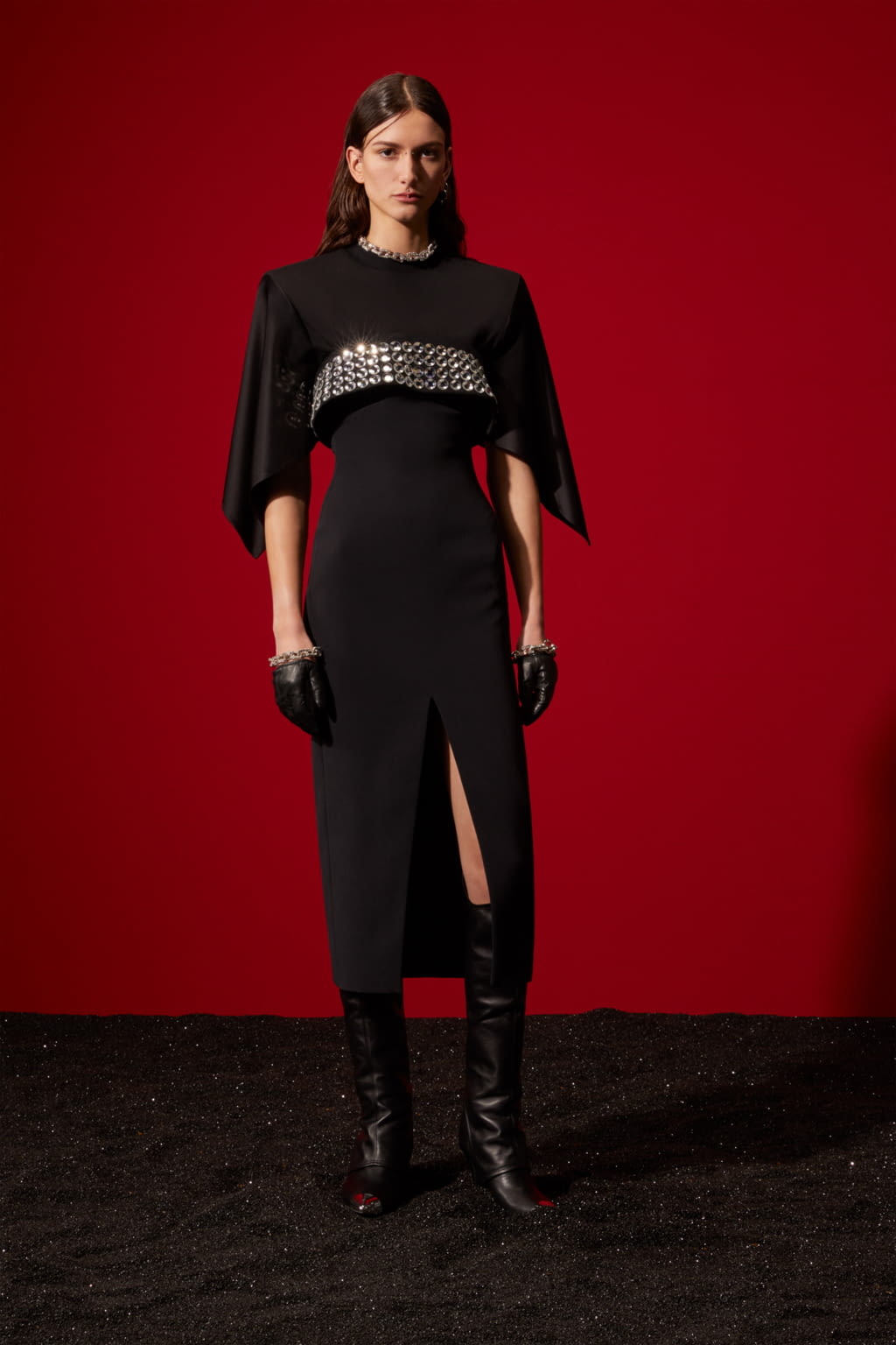 Fashion Week London Pre-Fall 2021 look 25 from the David Koma collection 女装
