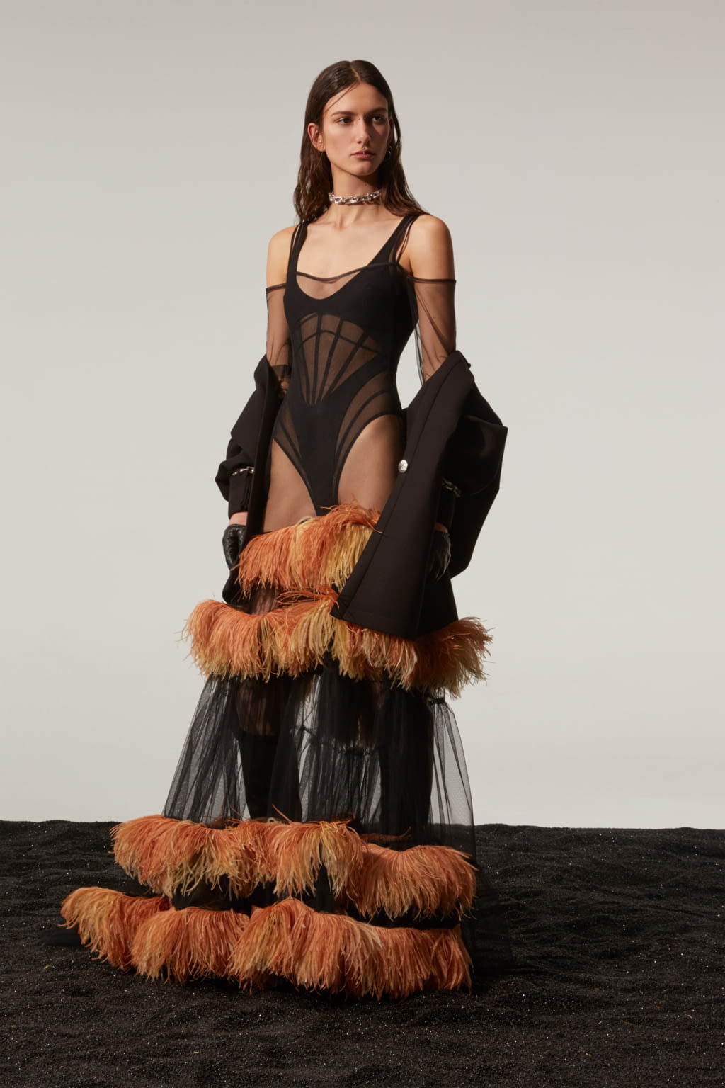 Fashion Week London Pre-Fall 2021 look 30 from the David Koma collection 女装
