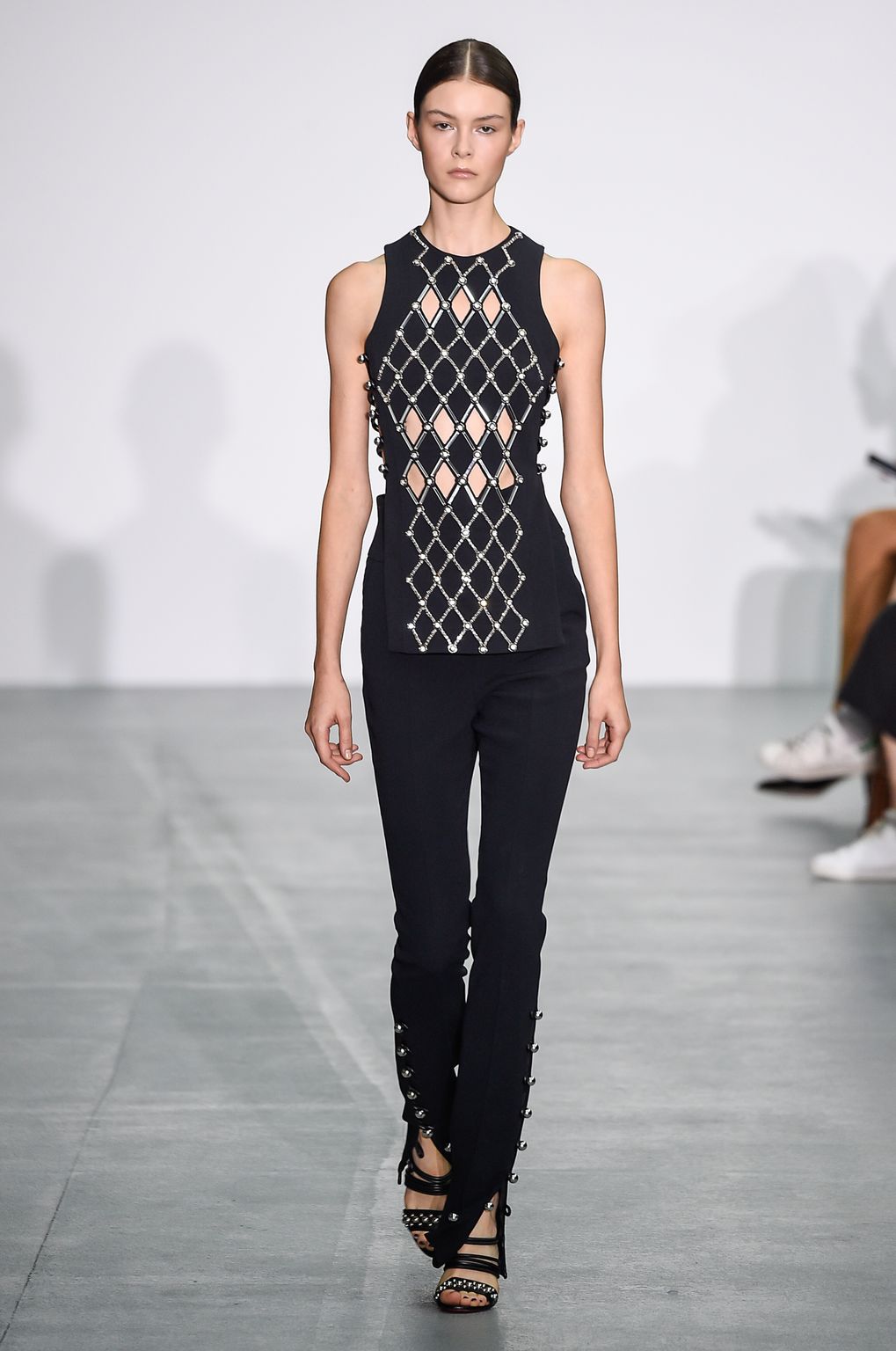 Fashion Week London Spring/Summer 2017 look 33 from the David Koma collection womenswear