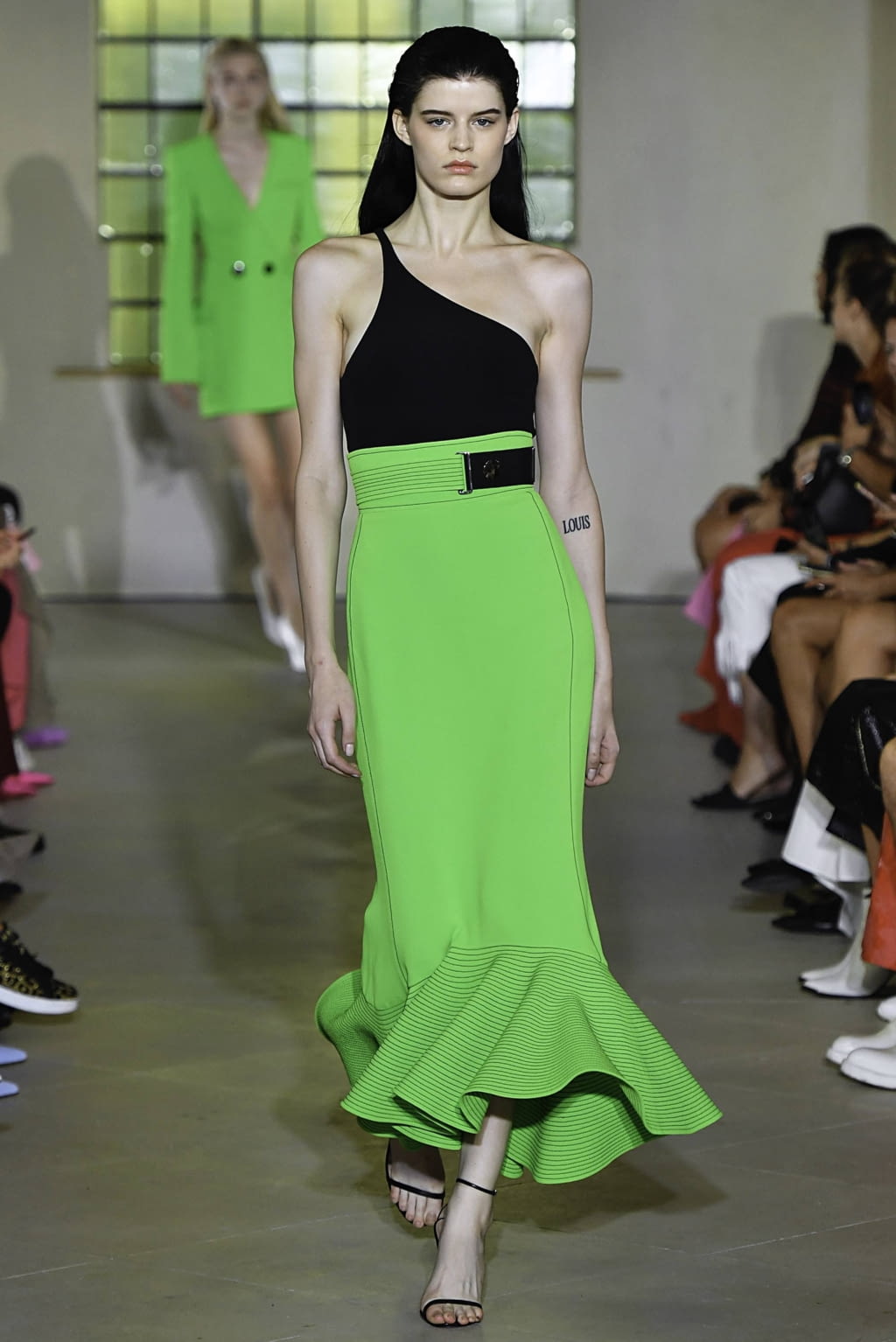 Fashion Week London Spring/Summer 2019 look 7 from the David Koma collection womenswear