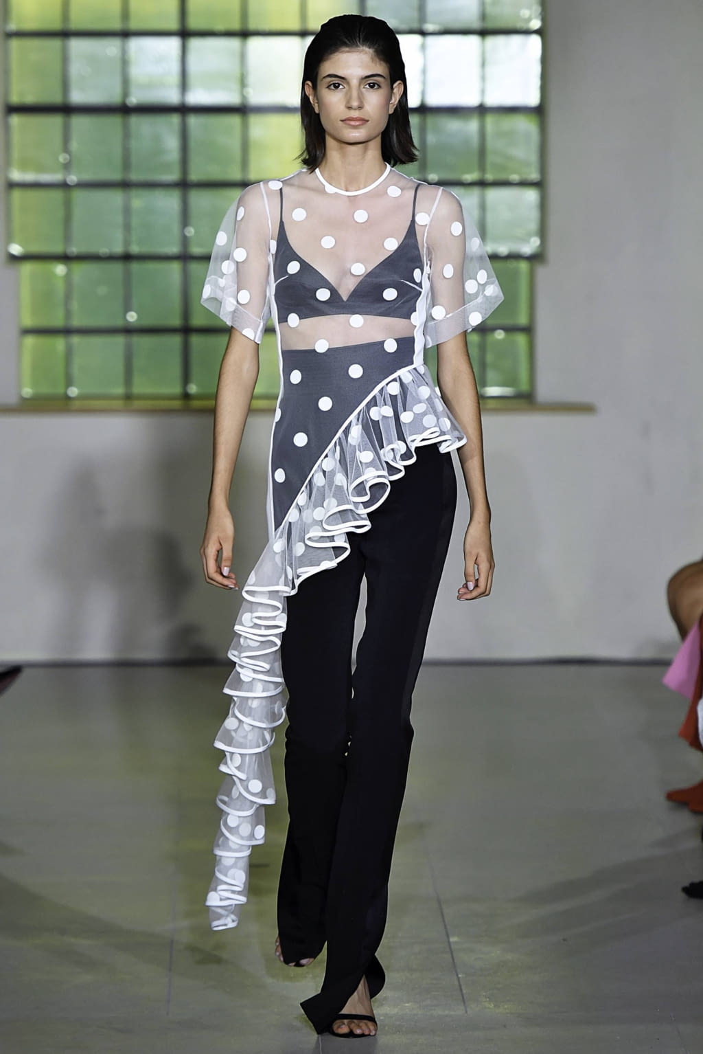 Fashion Week London Spring/Summer 2019 look 20 from the David Koma collection womenswear