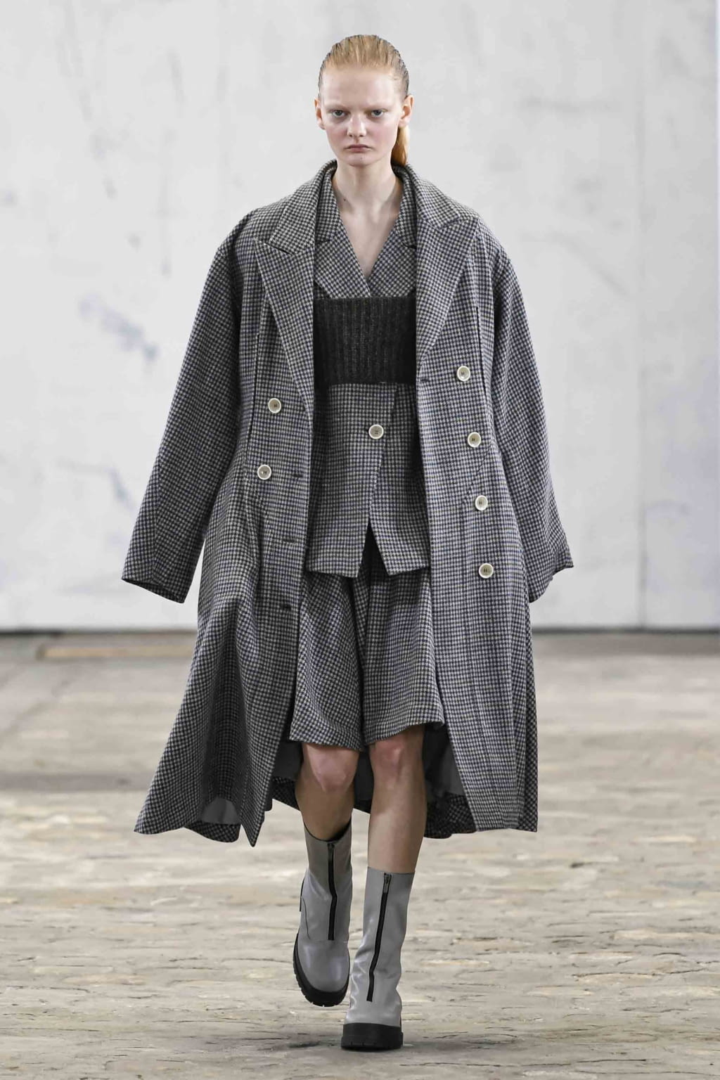 Fashion Week Paris Fall/Winter 2020 look 2 de la collection Dawei womenswear