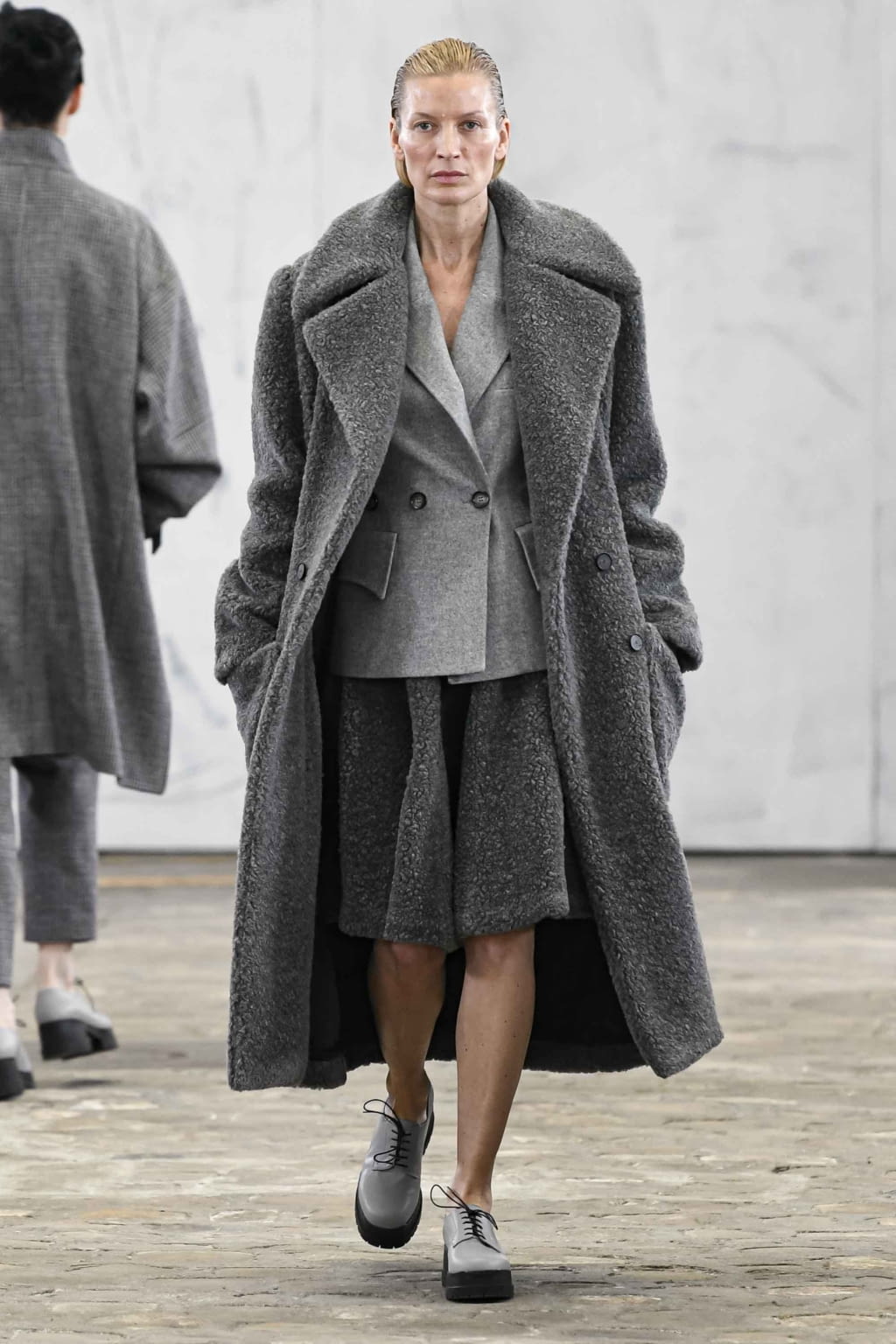 Fashion Week Paris Fall/Winter 2020 look 5 from the Dawei collection 女装