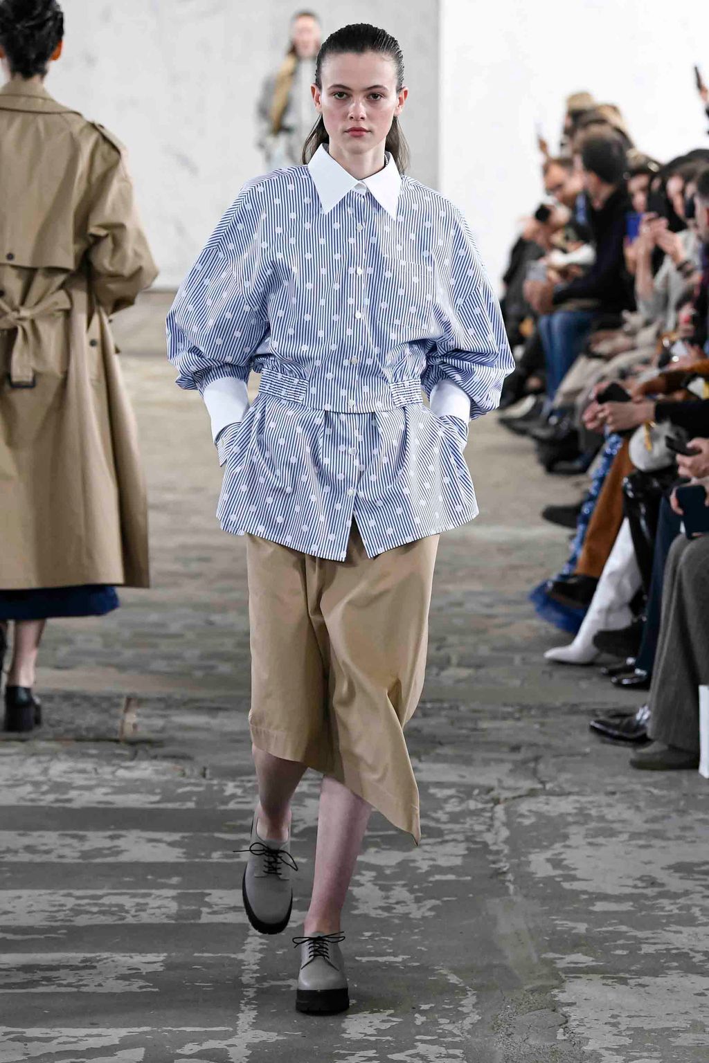 Fashion Week Paris Fall/Winter 2020 look 13 de la collection Dawei womenswear