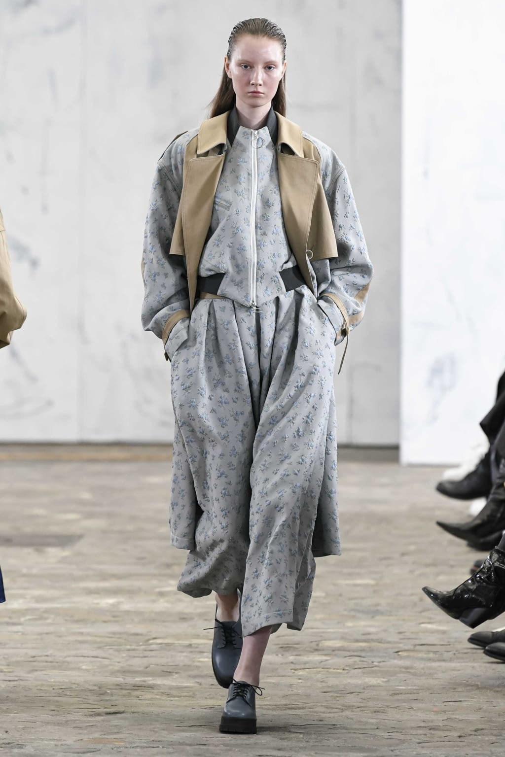 Fashion Week Paris Fall/Winter 2020 look 14 from the Dawei collection womenswear